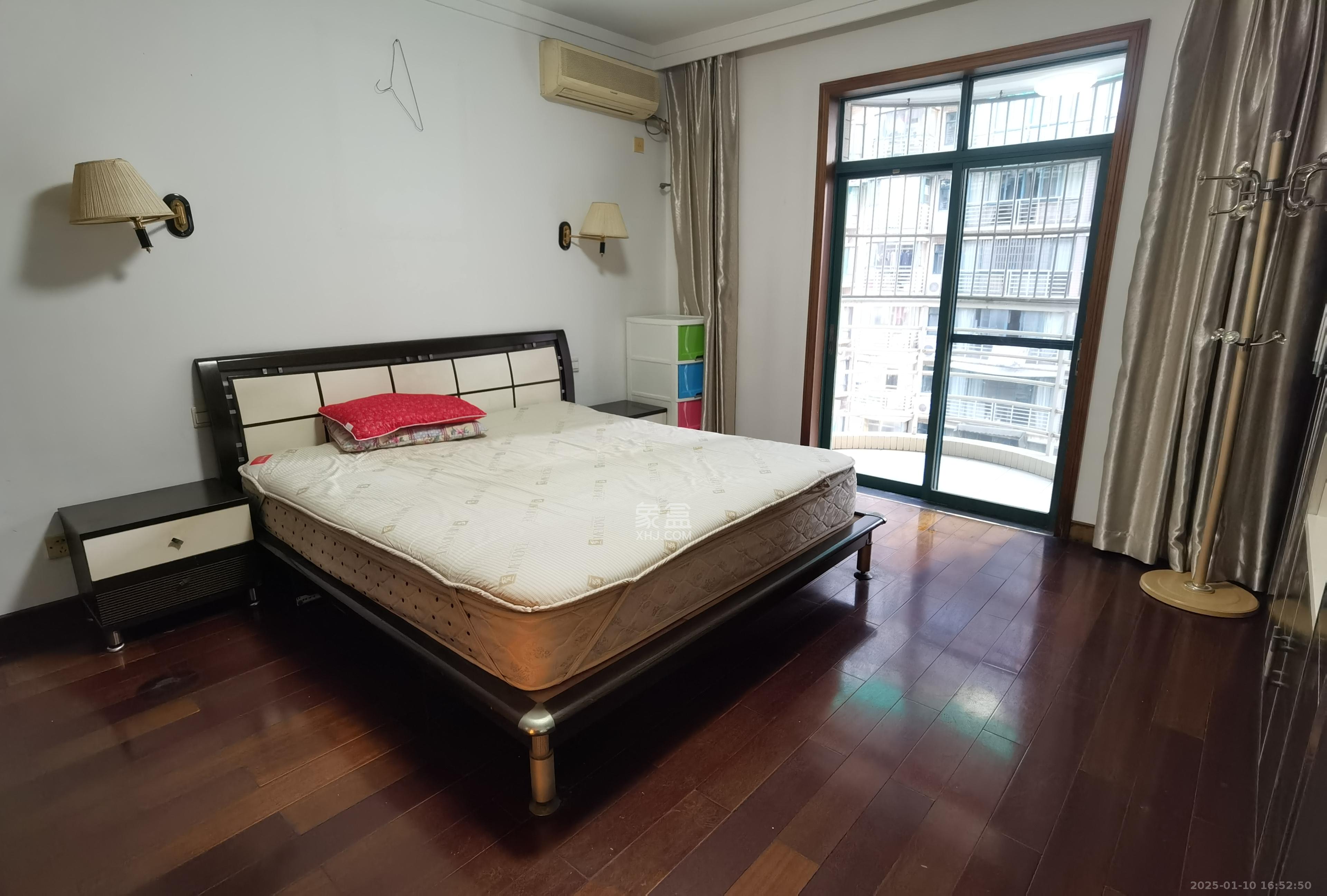 四季阳光花城 4室2厅2卫 4500.0元/月 四季阳光花城 4室2厅2卫 4500.0元/月室内图