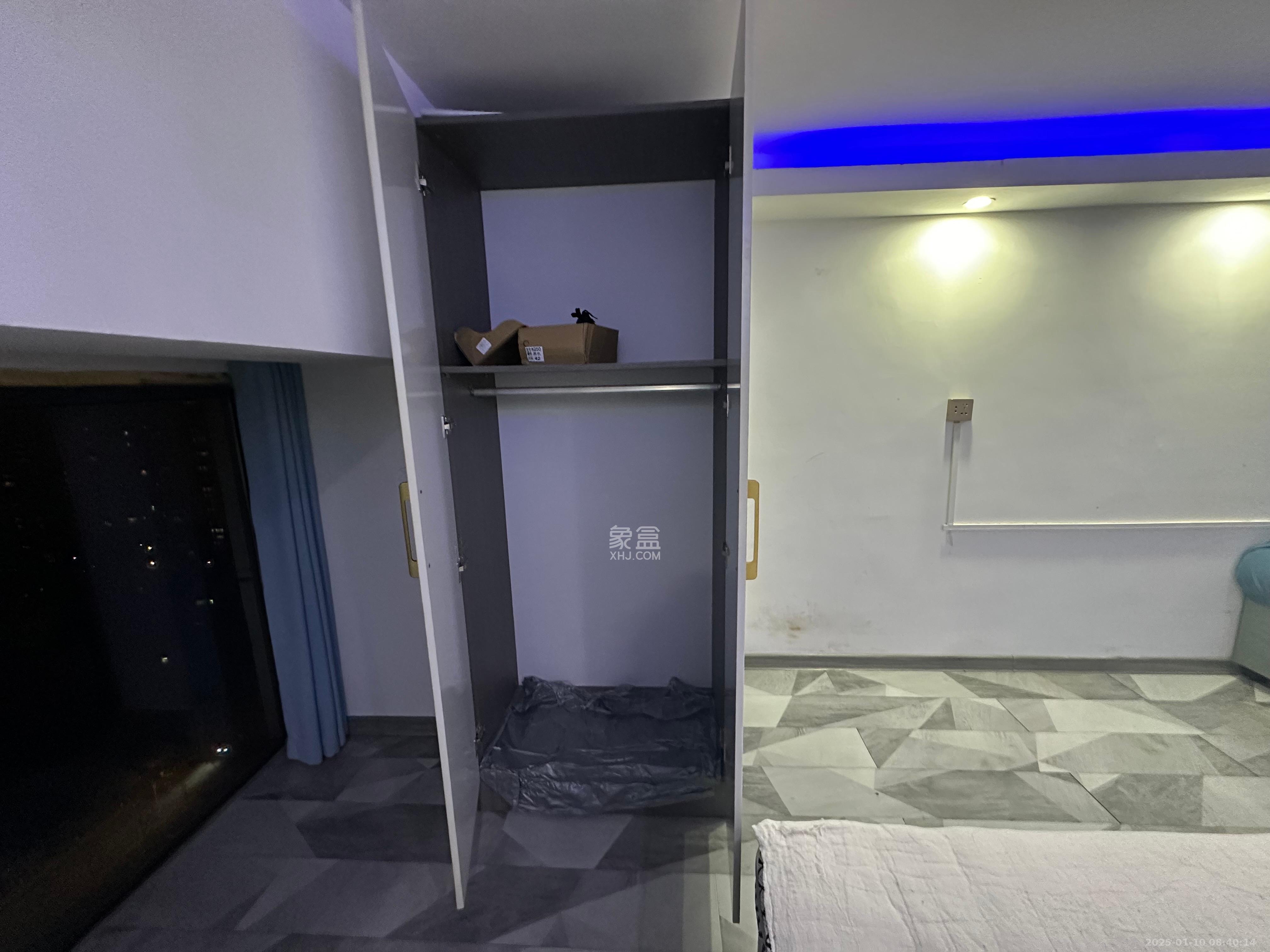 天麓轻奢国际 1室0厅0卫 3200.0元/月 天麓轻奢国际 1室0厅0卫 3200.0元/月室内图