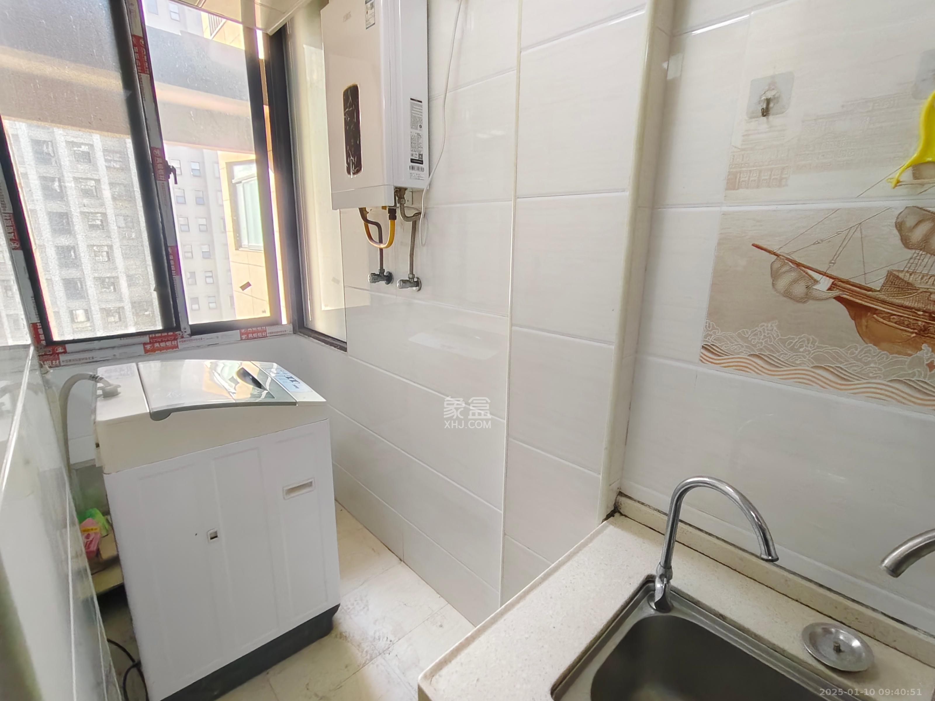 阳光丽城一期 3室2厅1卫 2500.0元/月 阳光丽城一期 3室2厅1卫 2500.0元/月室内图