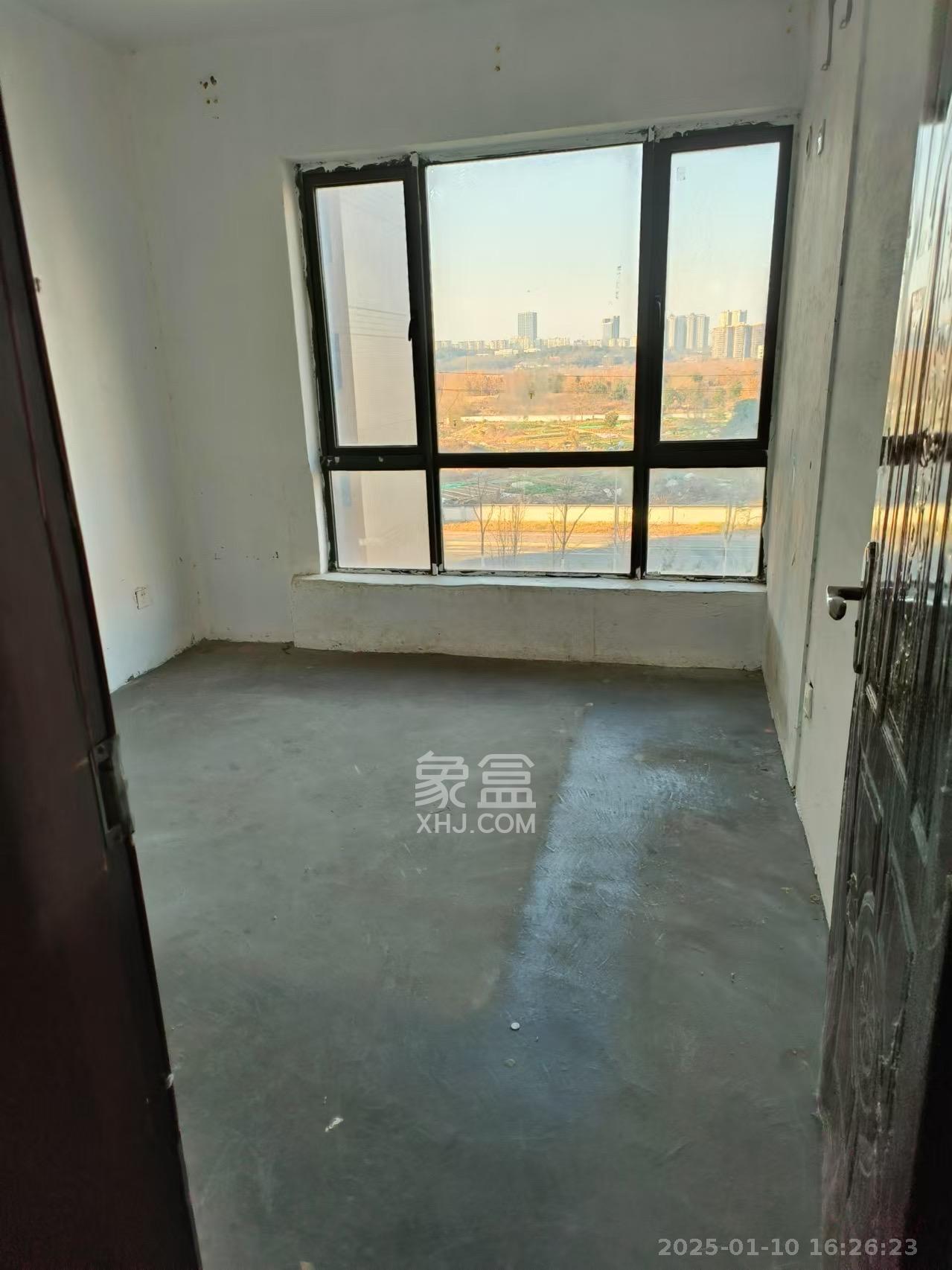 东宜兰园  3室2厅2卫   1200.00元/月室内图