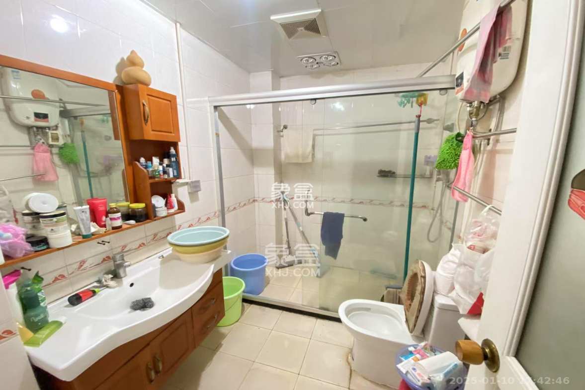 麻园湾测试所  4室2厅2卫    3500.0元/月 麻园湾测试所  4室2厅2卫    3500.0元/月室内图