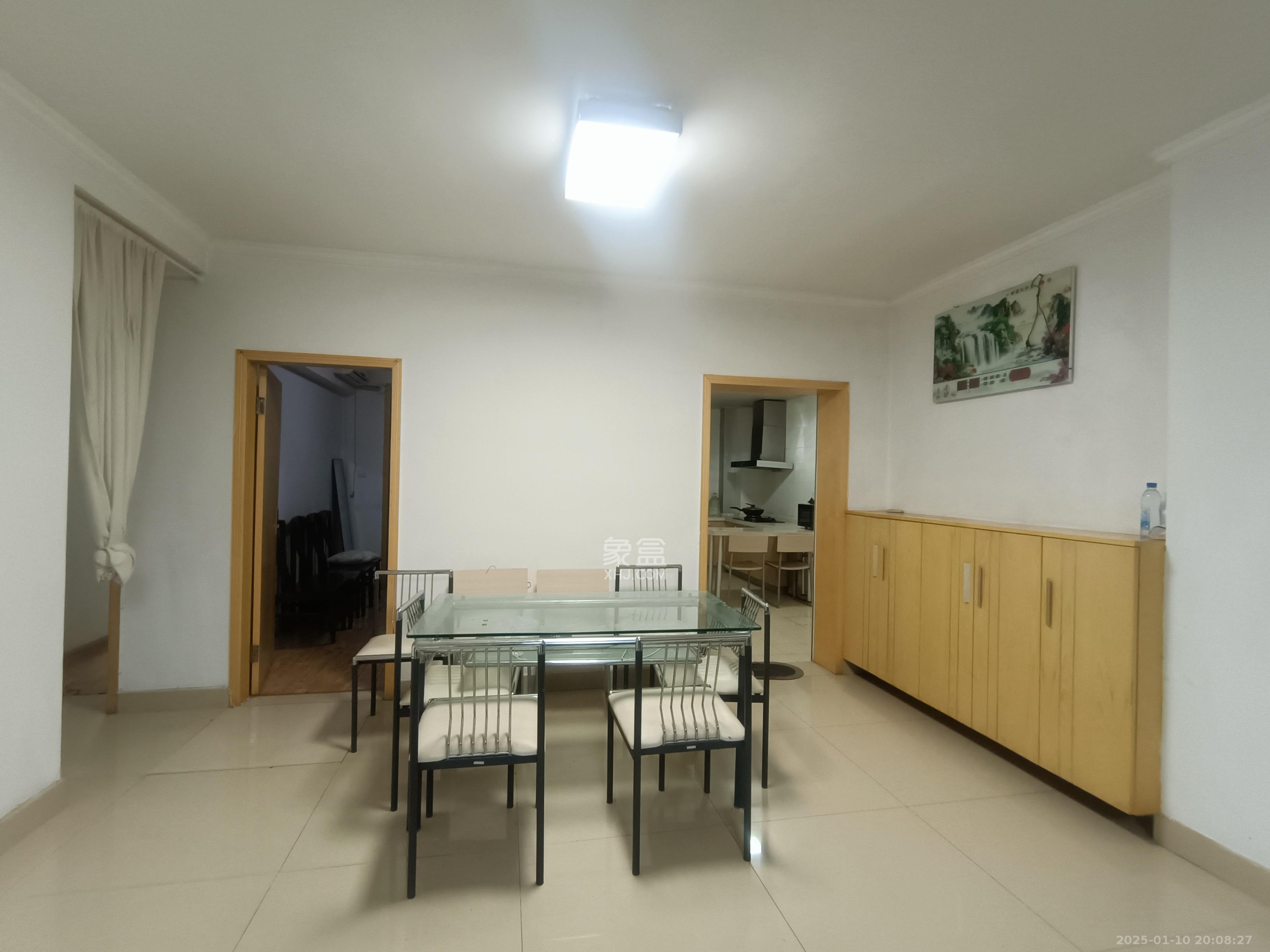 锦湘国际星城二期(锦雅苑) 3室2厅2卫 2600.0元/月 锦湘国际星城二期(锦雅苑) 3室2厅2卫 2600.0元/月室内图