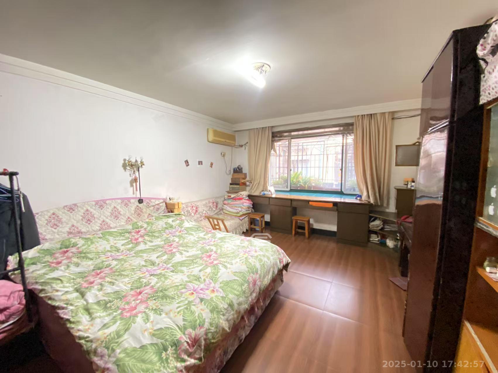 麻园湾测试所  4室2厅2卫    3500.0元/月 麻园湾测试所  4室2厅2卫    3500.0元/月室内图