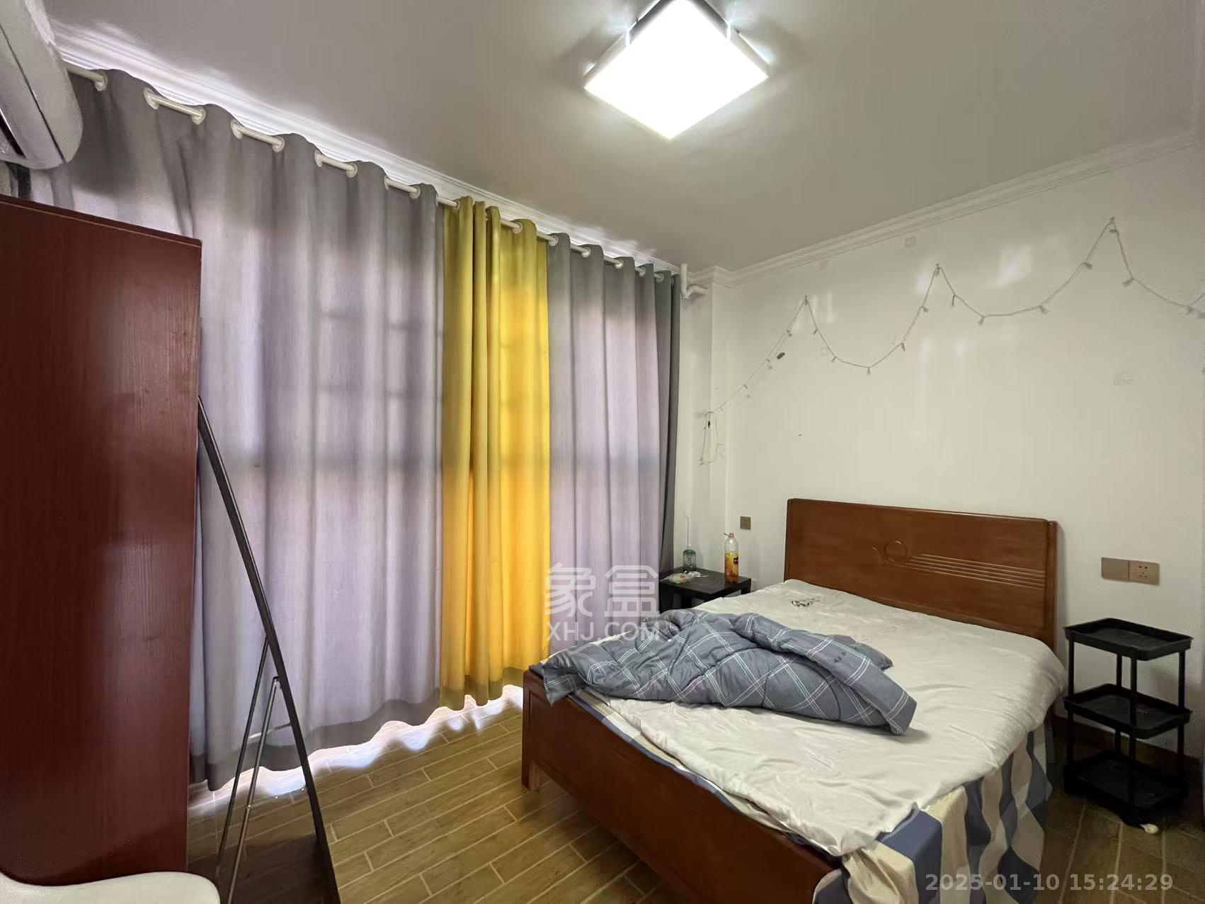 荣盛花语书苑 3室2厅2卫 3200.0元/月 荣盛花语书苑 3室2厅2卫 3200.0元/月室内图