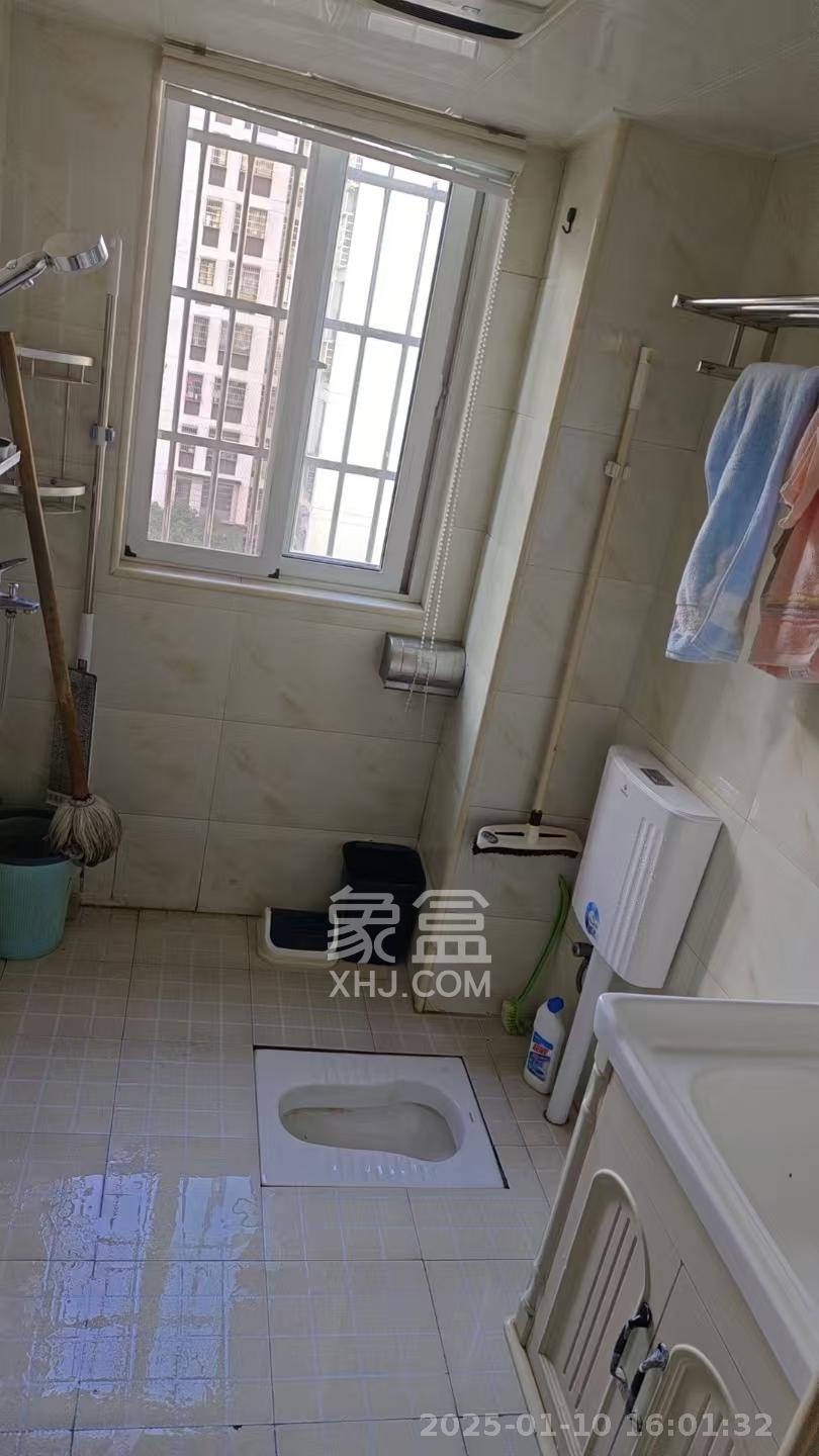 桥头家苑一期  2室1厅1卫   1700.00元/月室内图