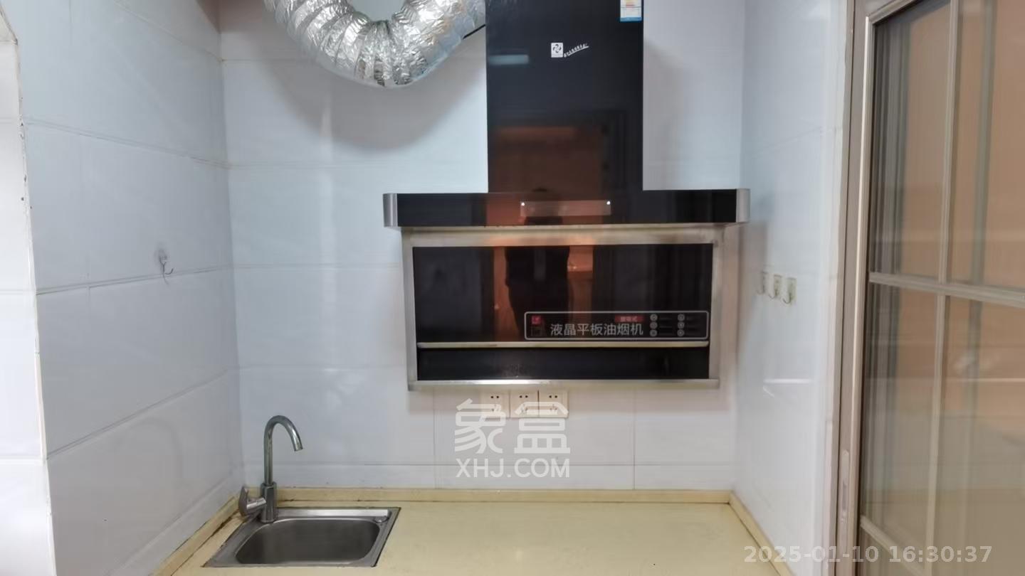 星沙三区  1室1厅1卫    950.0元/月 星沙三区  1室1厅1卫    950.0元/月室内图