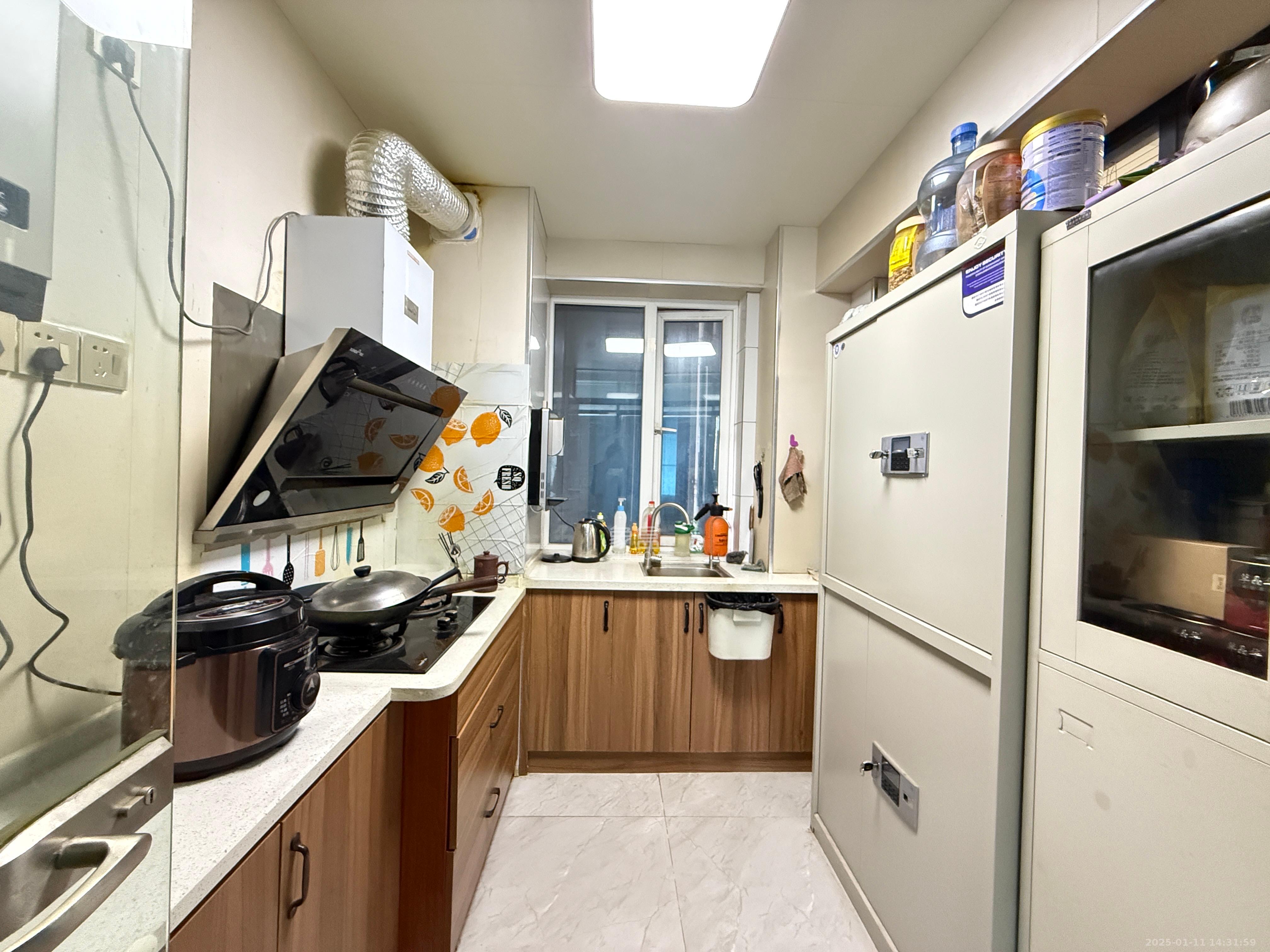 长城华都 4室2厅1卫 1500.0元/月 长城华都 4室2厅1卫 1500.0元/月室内图