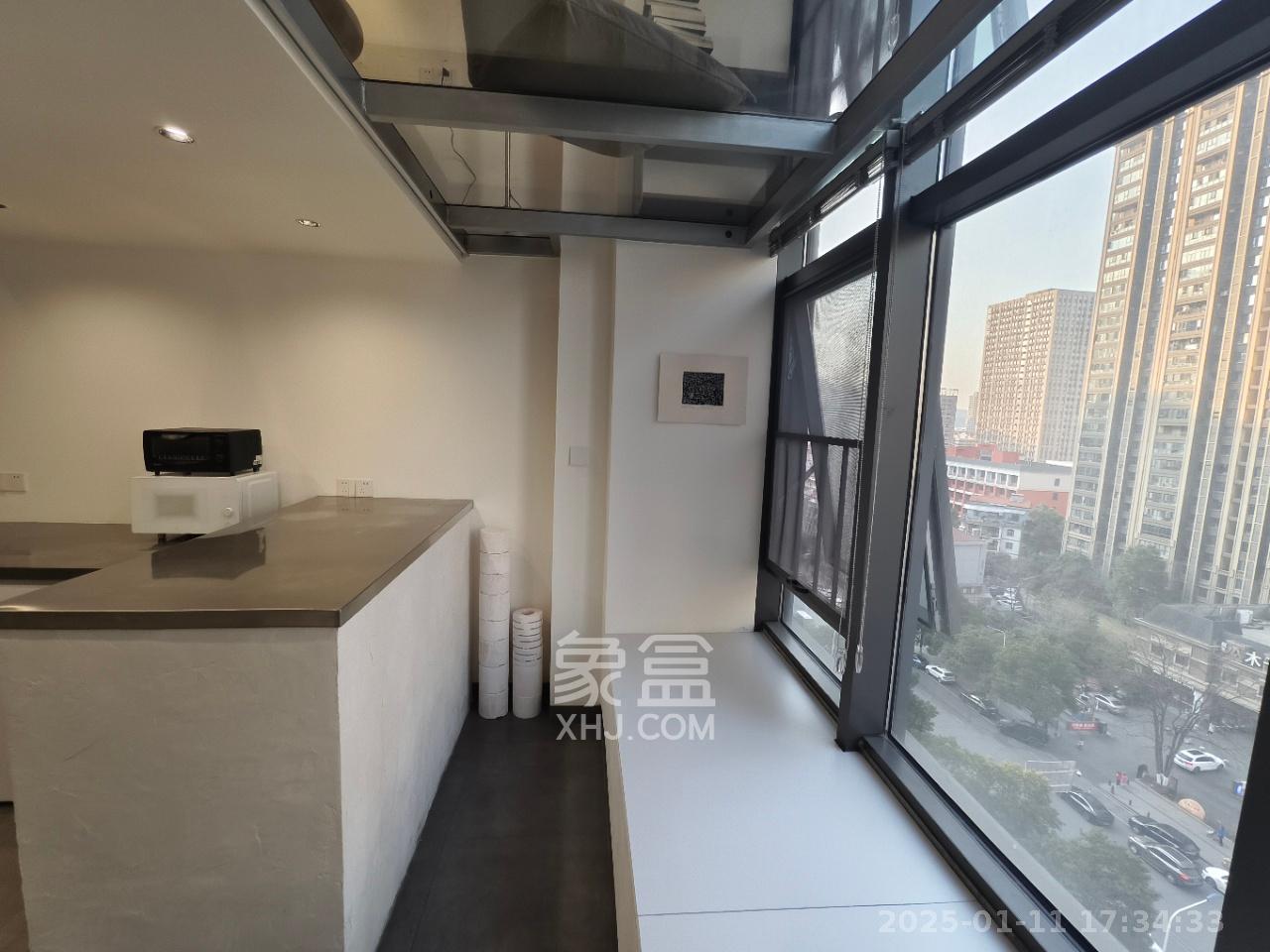 龙湖铂金岛 2室1厅1卫 2500.0元/月 龙湖铂金岛 2室1厅1卫 2500.0元/月室内图