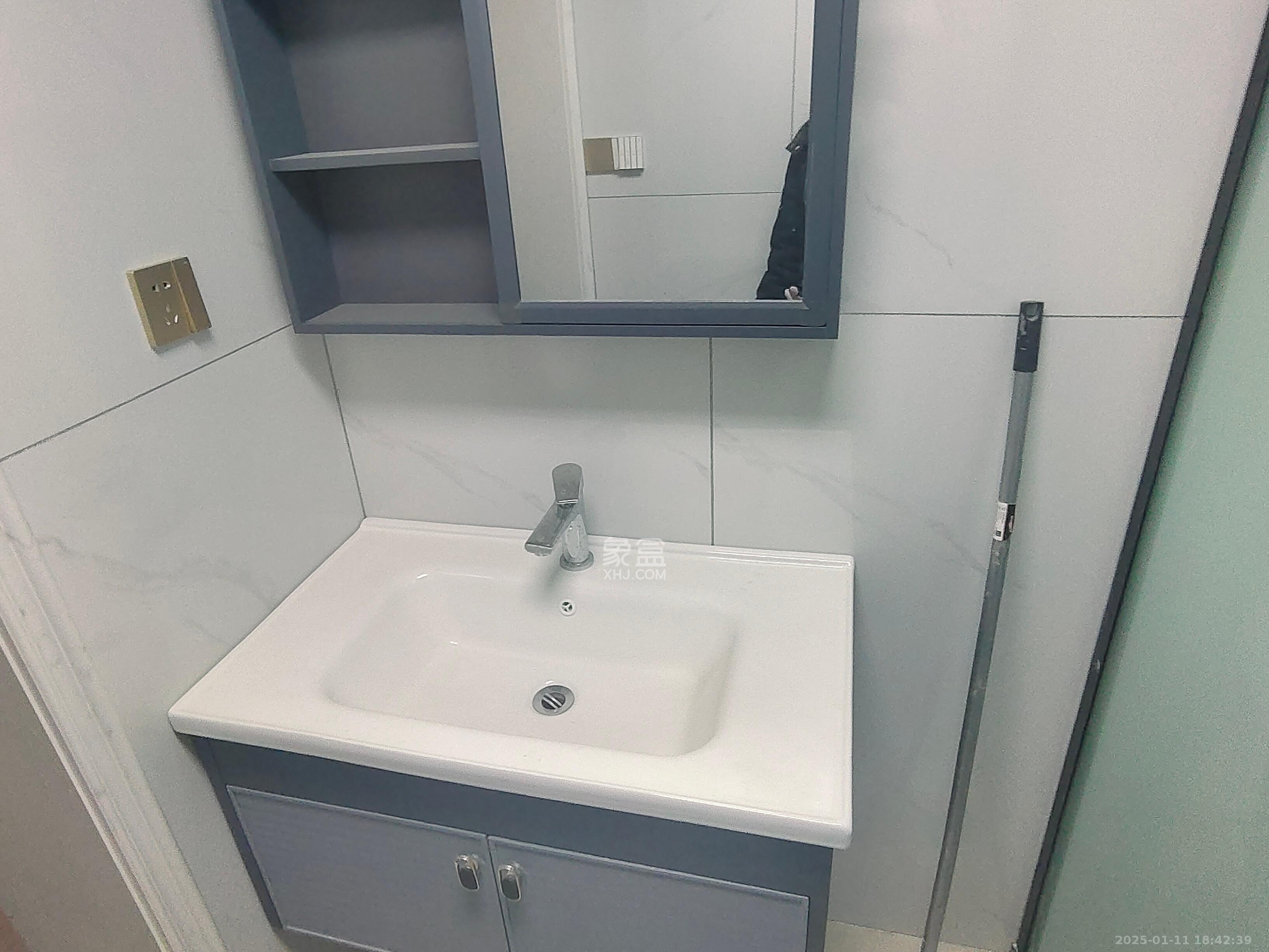 桥头家园二期(桥头家苑二期)  3室2厅2卫    2200.0元/月 桥头家园二期(桥头家苑二期)  3室2厅2卫    2200.0元/月室内图