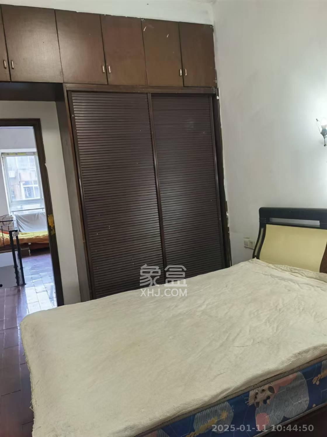 星蓝湾 1室1厅1卫 1600.0元/月 星蓝湾 1室1厅1卫 1600.0元/月室内图