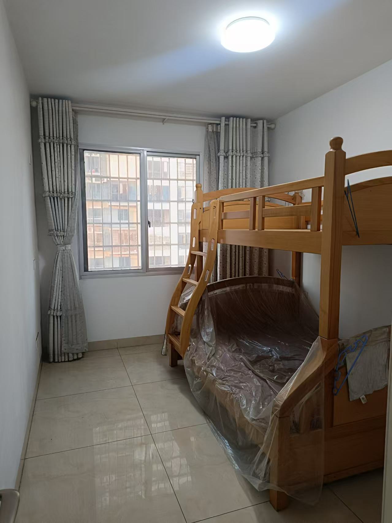 孙水明珠 1室0厅0卫 1500.0元/月 孙水明珠 1室0厅0卫 1500.0元/月室内图