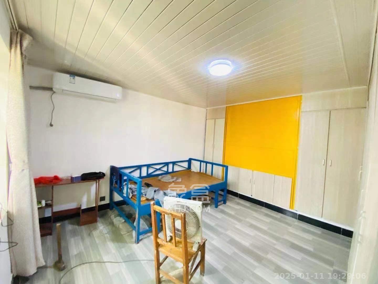 广厦新村  2室2厅1卫   1400.00元/月室内图