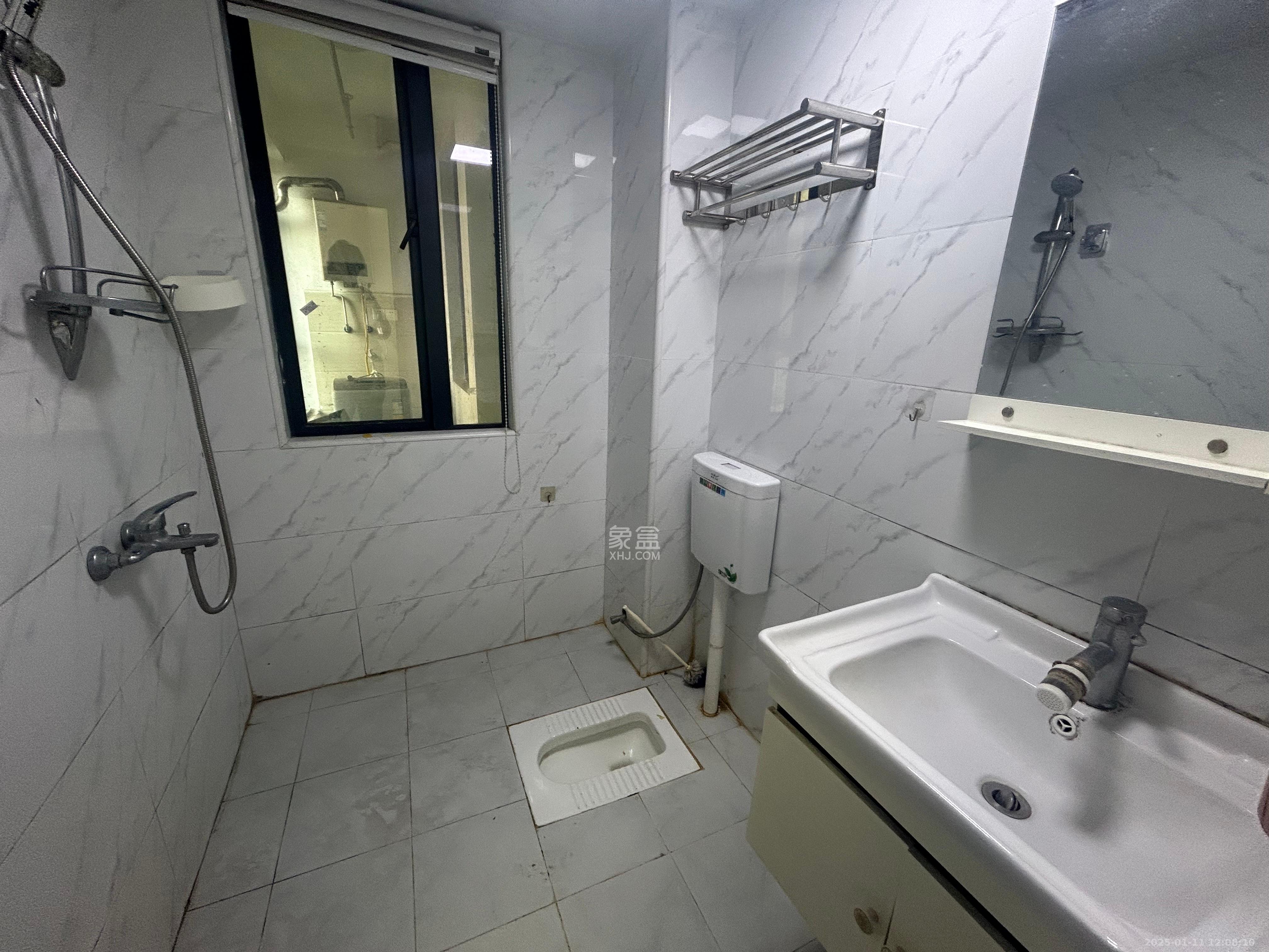 水墨林溪  3室2厅2卫   2600.00元/月室内图