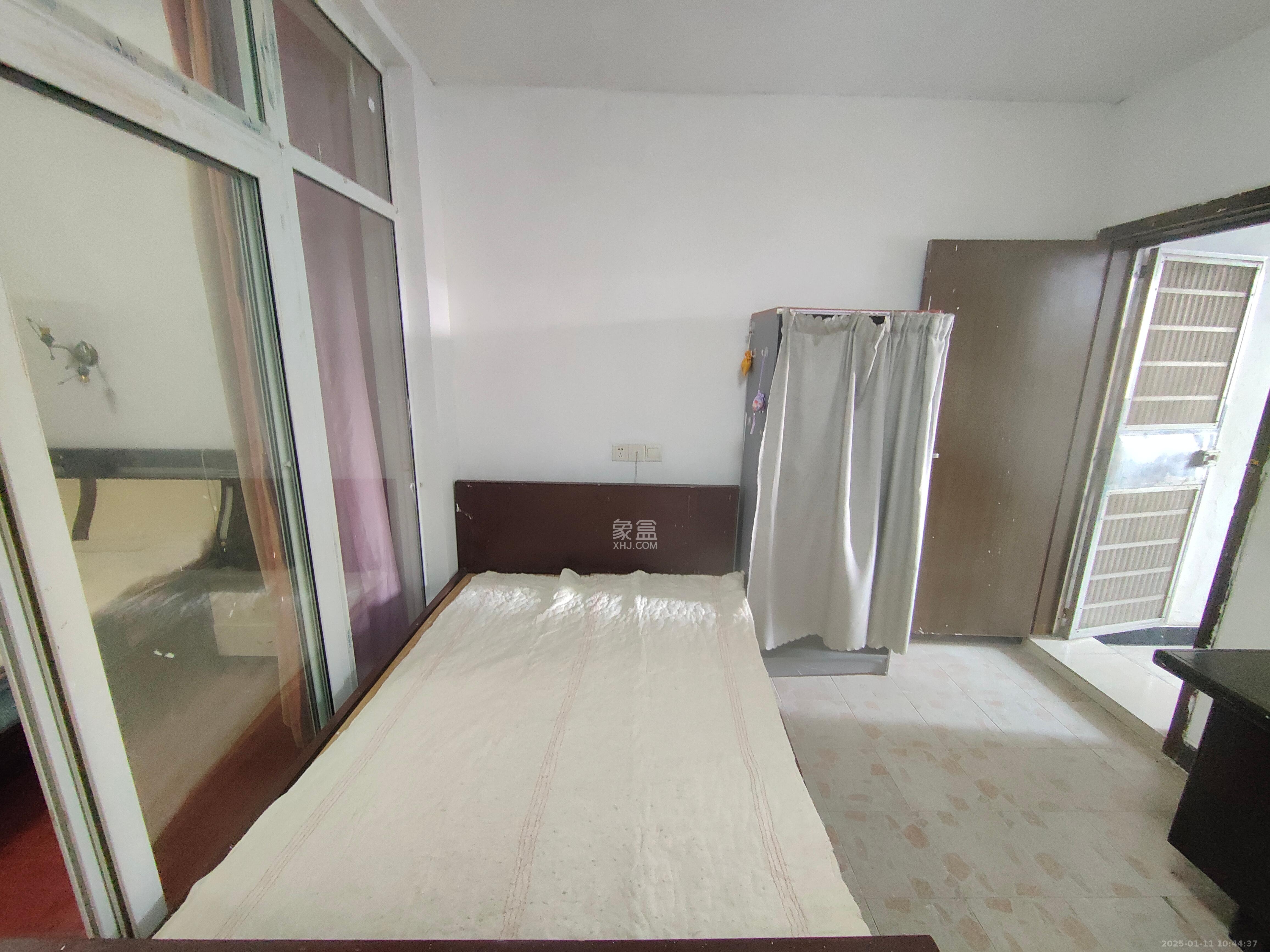 星蓝湾 1室1厅1卫 1600.0元/月 星蓝湾 1室1厅1卫 1600.0元/月室内图