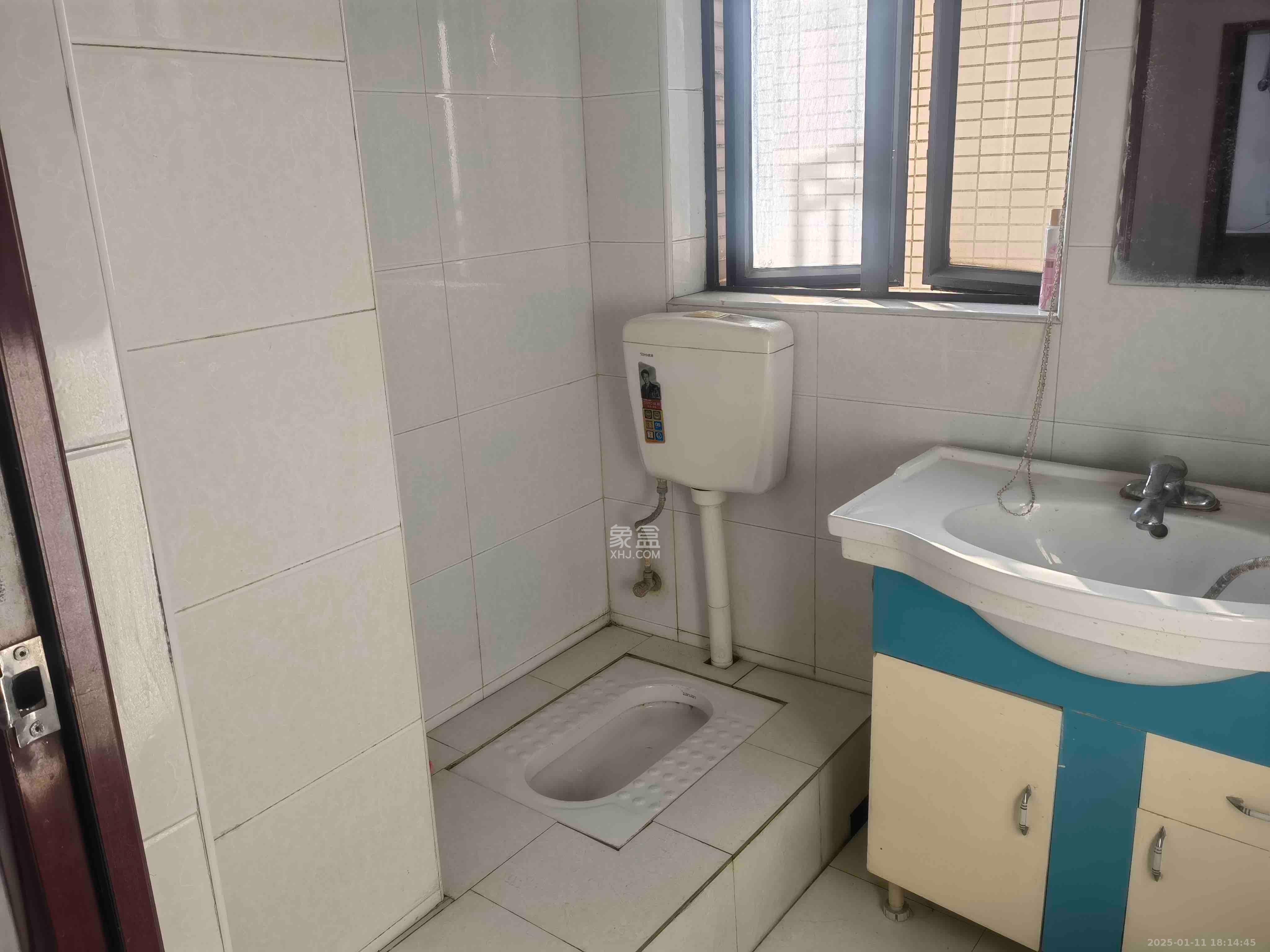 西城龙庭  2室2厅1卫    2200.0元/月室内图