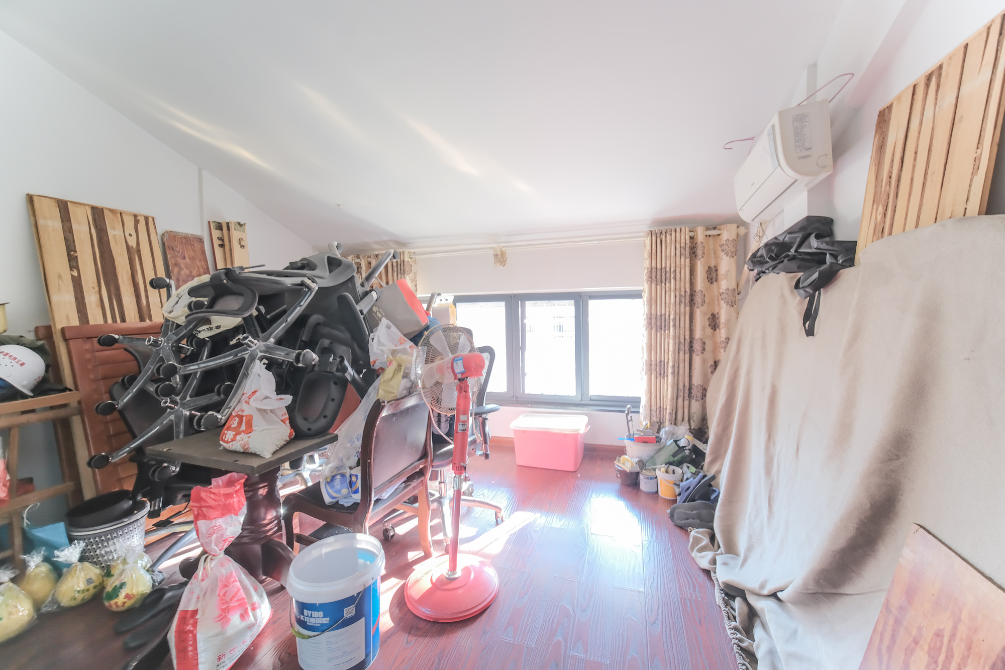 龙塘安置区(龙塘小区)  1室0厅0卫    380.0万 龙塘安置区(龙塘小区)  1室0厅0卫    380.0万卧室