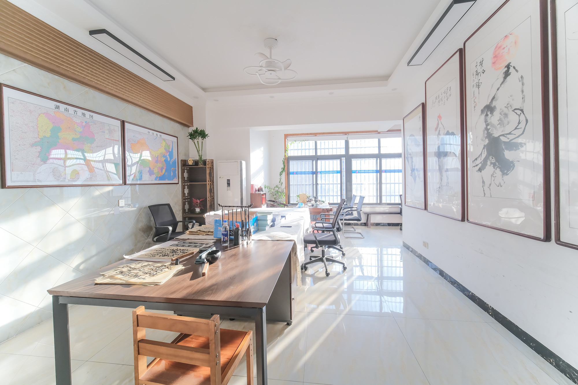 红树湾 4室2厅1卫 88.0万 红树湾 4室2厅1卫 88.0万客厅