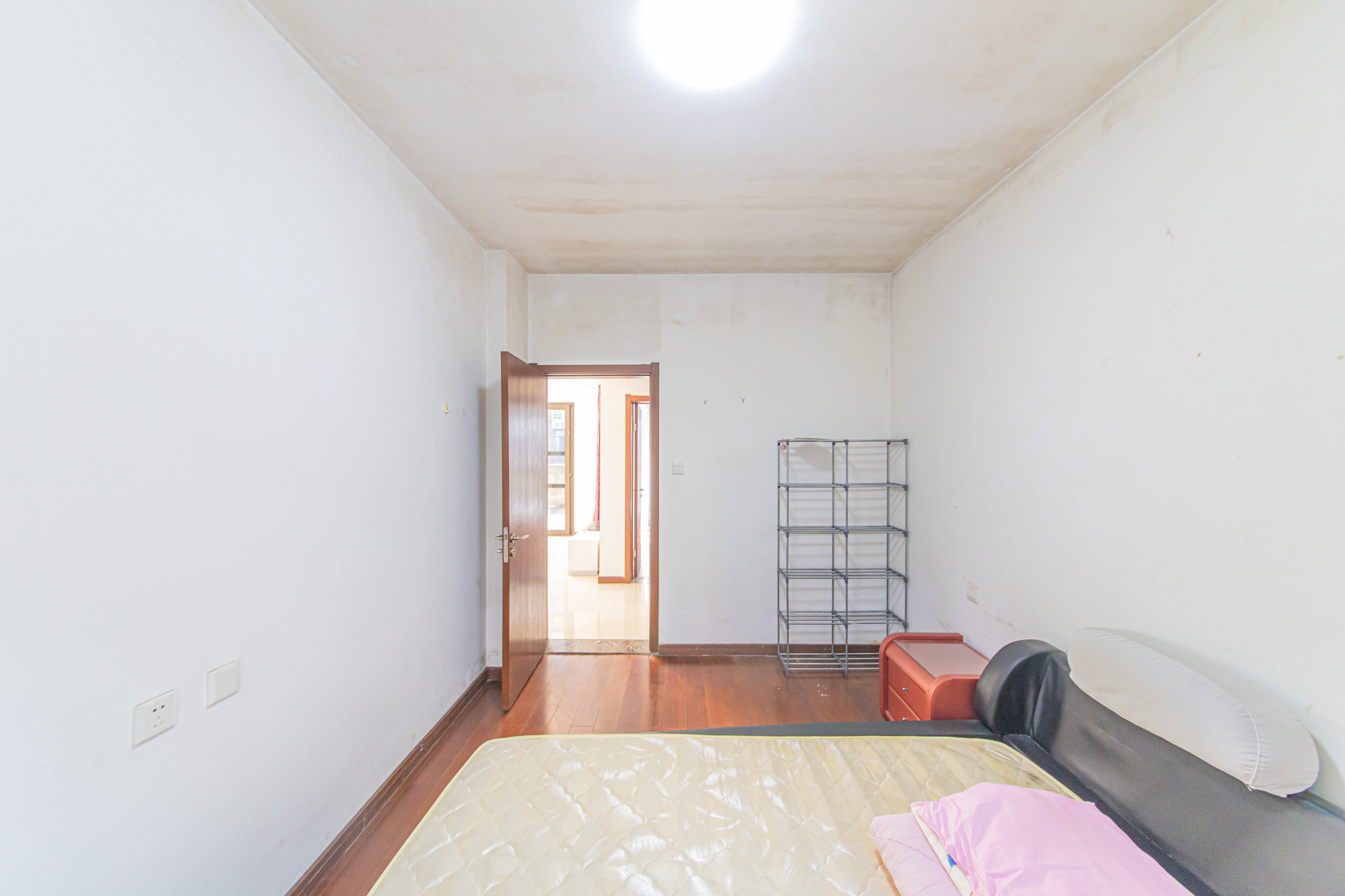 绿地公馆(绿地名邸) 2室1厅1卫 108.0万 绿地公馆(绿地名邸) 2室1厅1卫 108.0万卧室