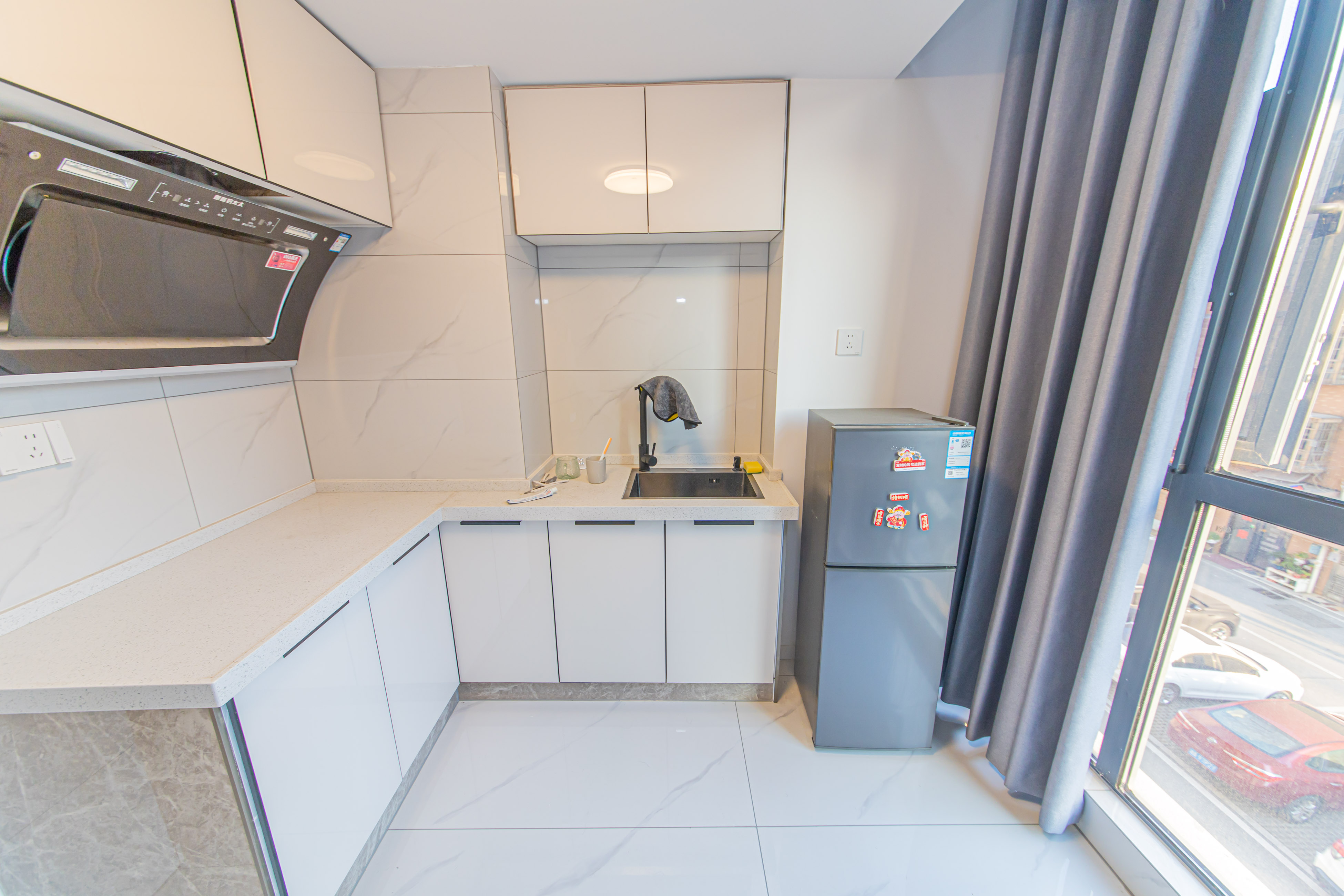 新长海D1站 1室1厅1卫 18.0万 新长海D1站 1室1厅1卫 18.0万厨房