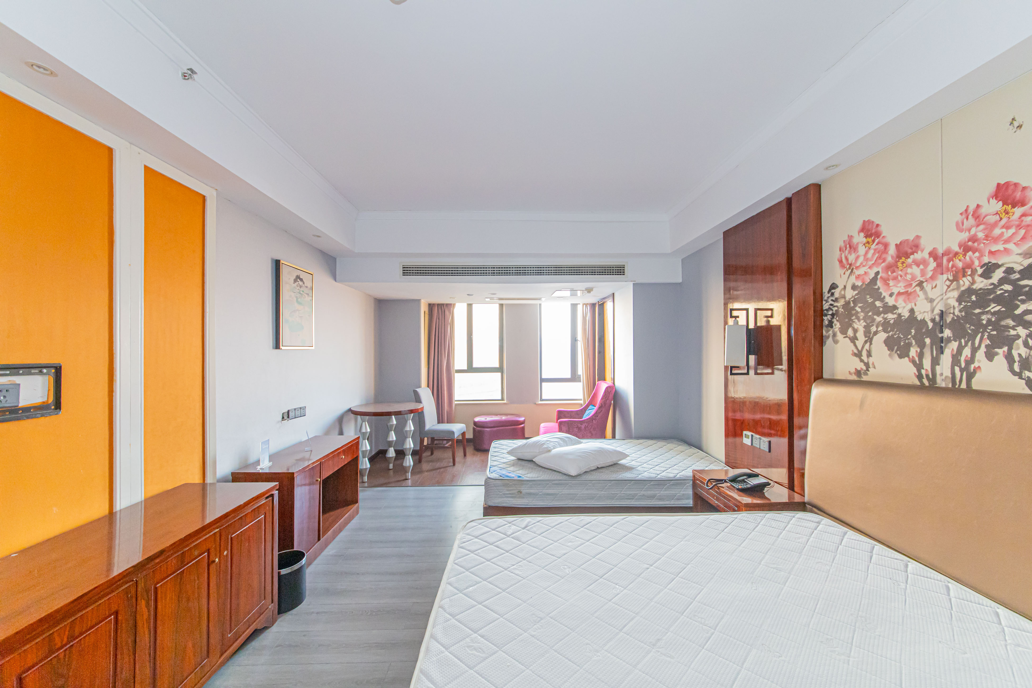 中信凯旋蓝岸(中信新城三期)  1室1厅1卫    15.0万 中信凯旋蓝岸(中信新城三期)  1室1厅1卫    15.0万