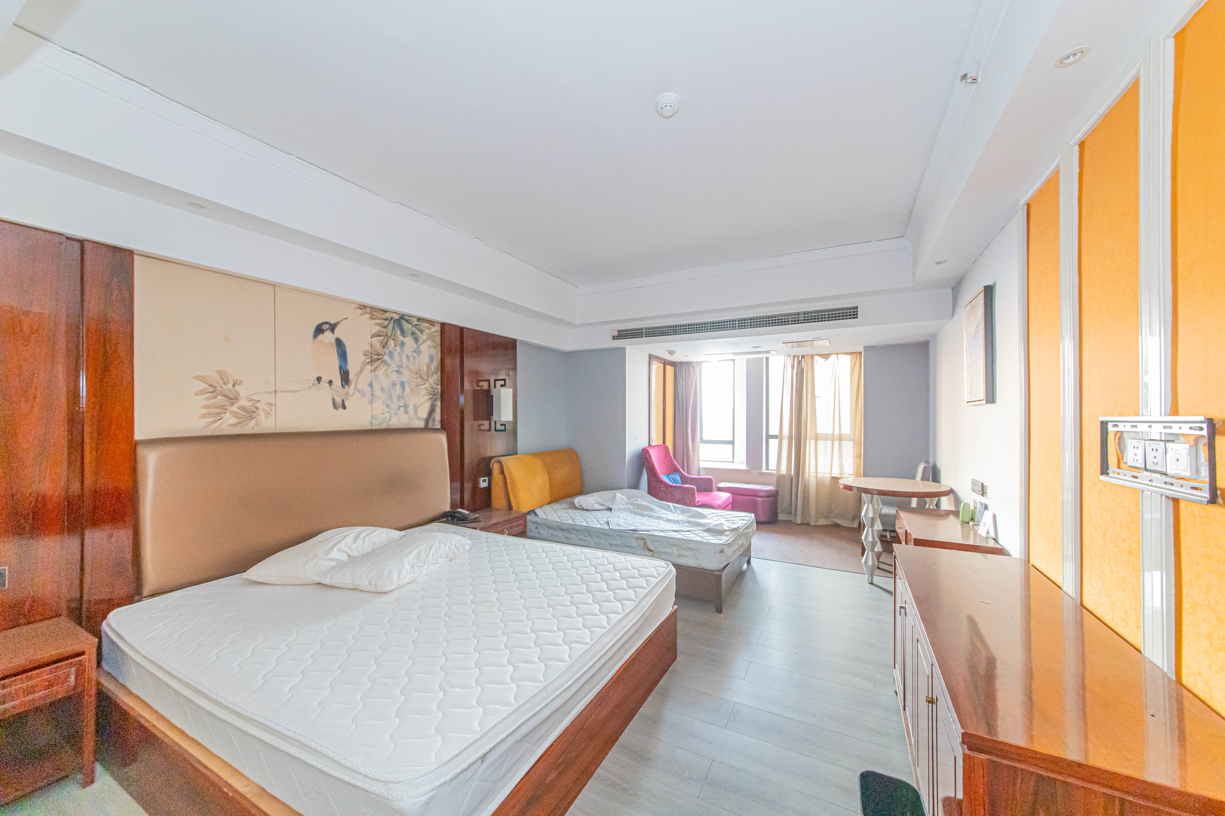 中信凯旋蓝岸(中信新城三期)  1室1厅1卫    15.0万 中信凯旋蓝岸(中信新城三期)  1室1厅1卫    15.0万客厅