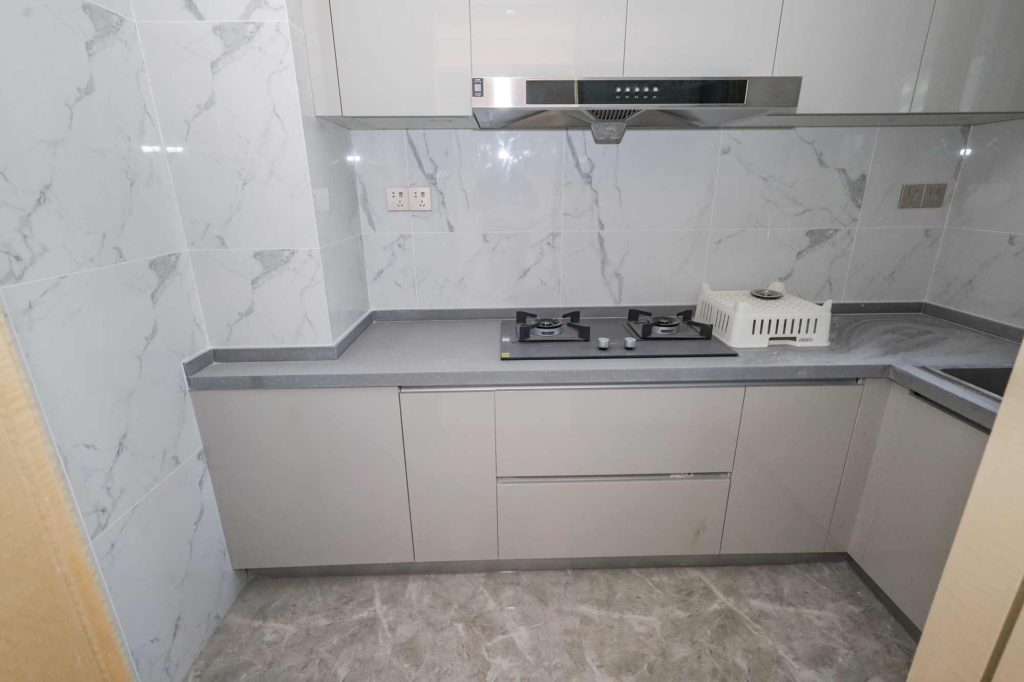 复地滨江金融中心 4室2厅2卫 212.0万 复地滨江金融中心 4室2厅2卫 212.0万厨房