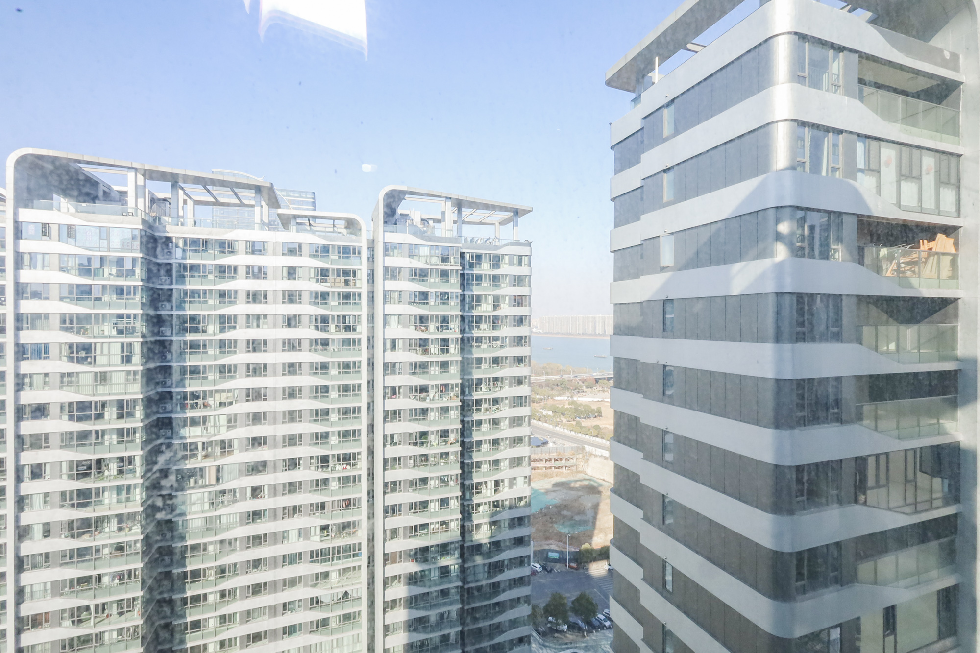 复地滨江金融中心 4室2厅2卫 212.0万 复地滨江金融中心 4室2厅2卫 212.0万其他