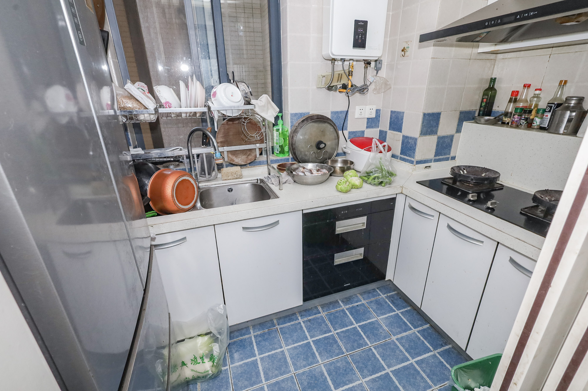 钰龙天下一期  3室2厅2卫    268.0万 钰龙天下一期  3室2厅2卫    268.0万厨房