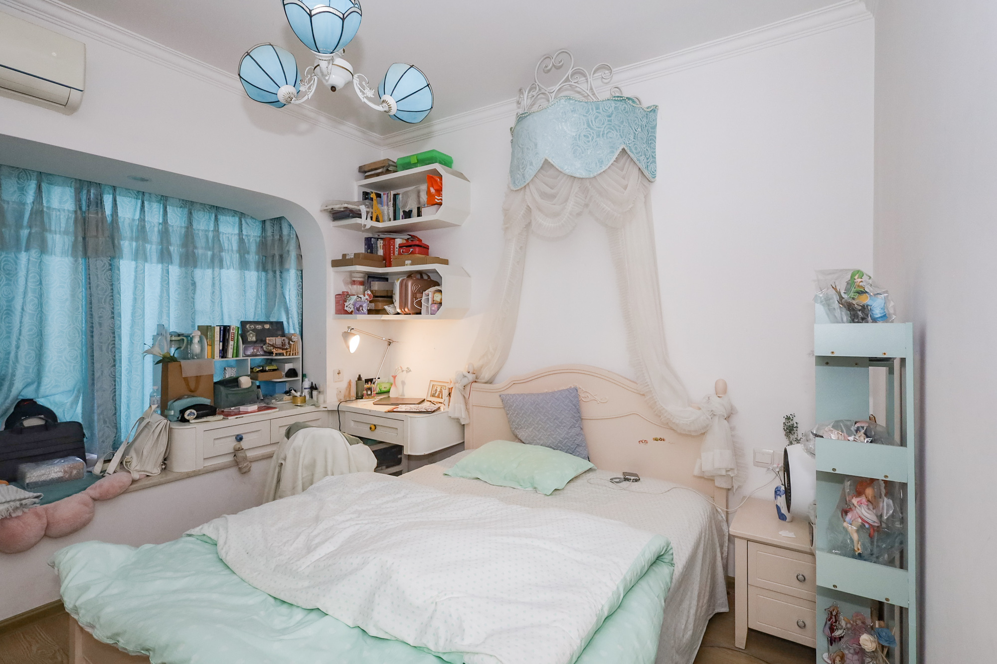 钰龙天下一期  3室2厅2卫    268.0万 钰龙天下一期  3室2厅2卫    268.0万卧室