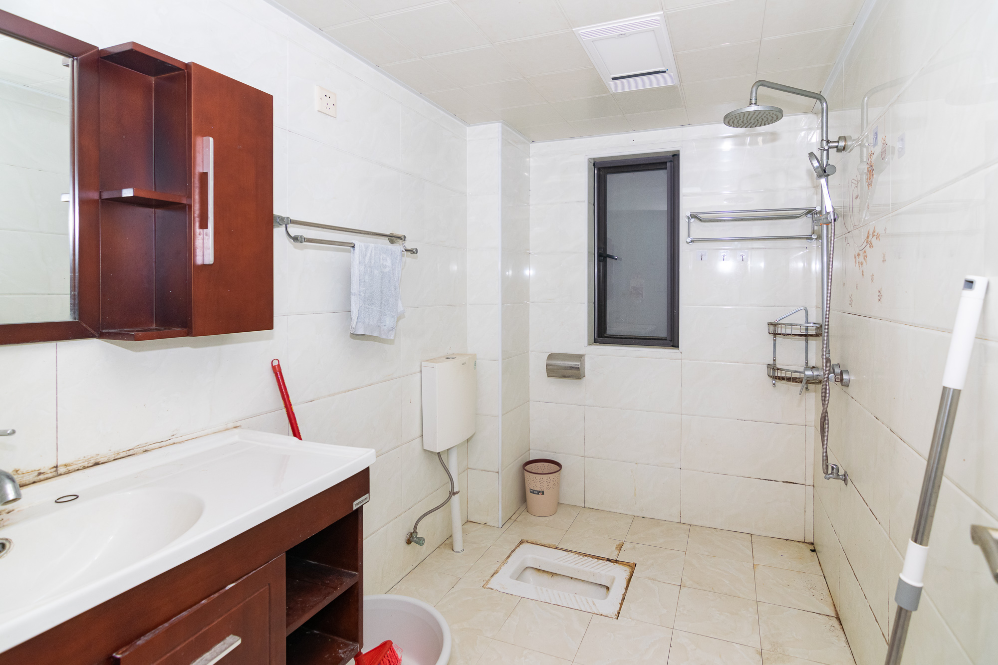 新城国际花都 3室2厅1卫 60.00万 新城国际花都 3室2厅1卫 60.00万卫生间