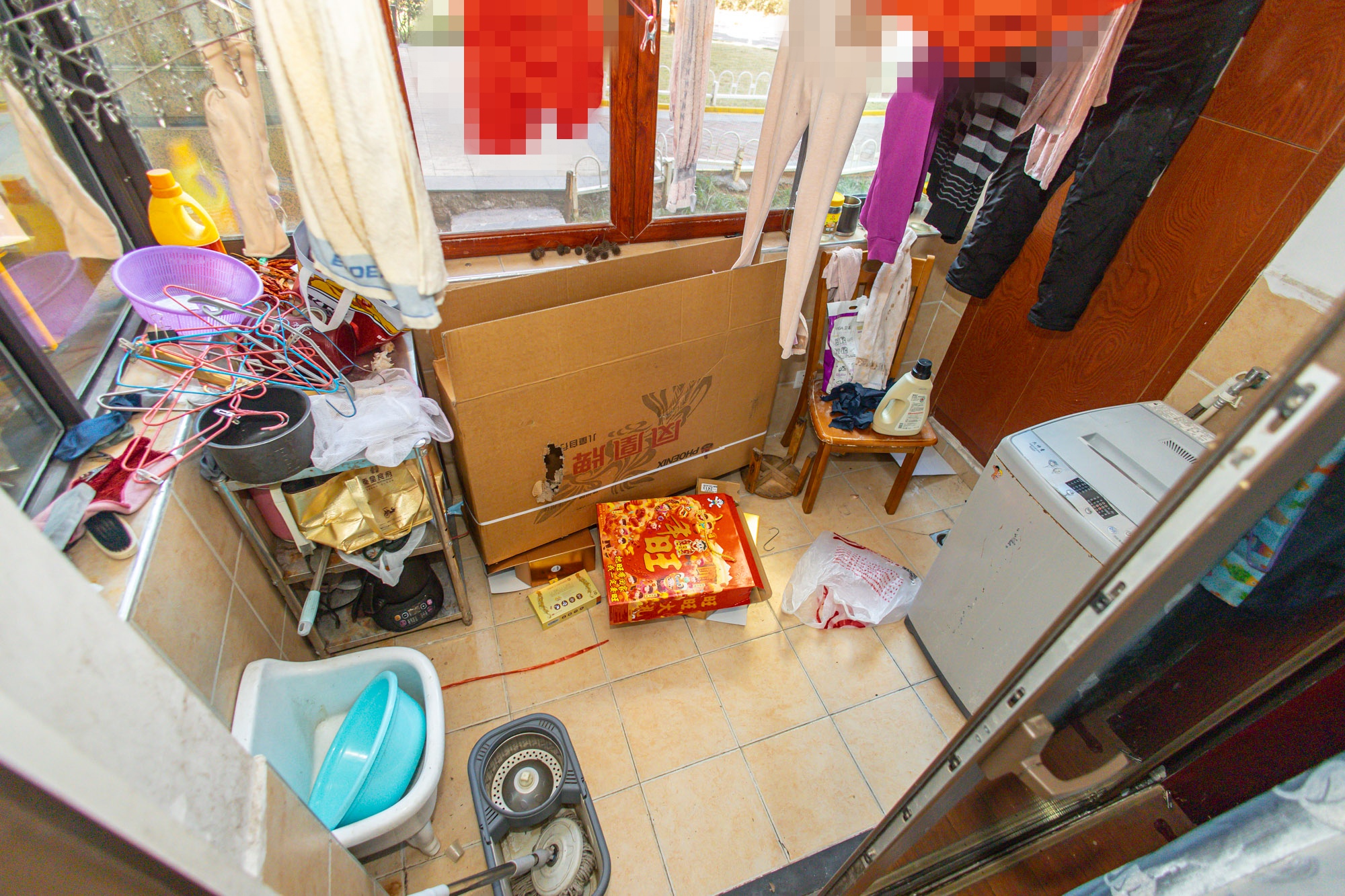 华润置地广场一期  1室2厅1卫   69.50万阳台