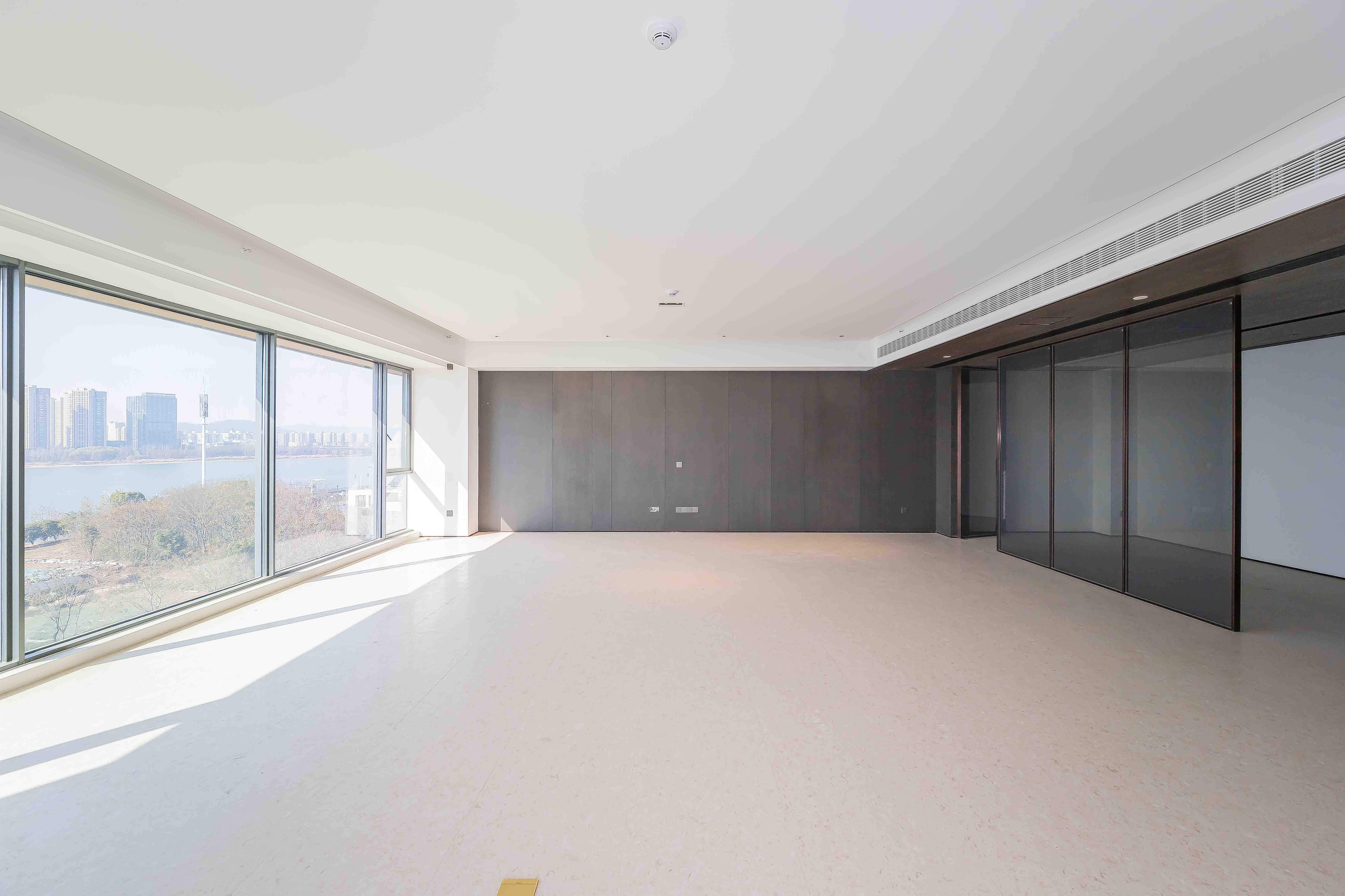 万科紫台  4室2厅3卫   395.00万