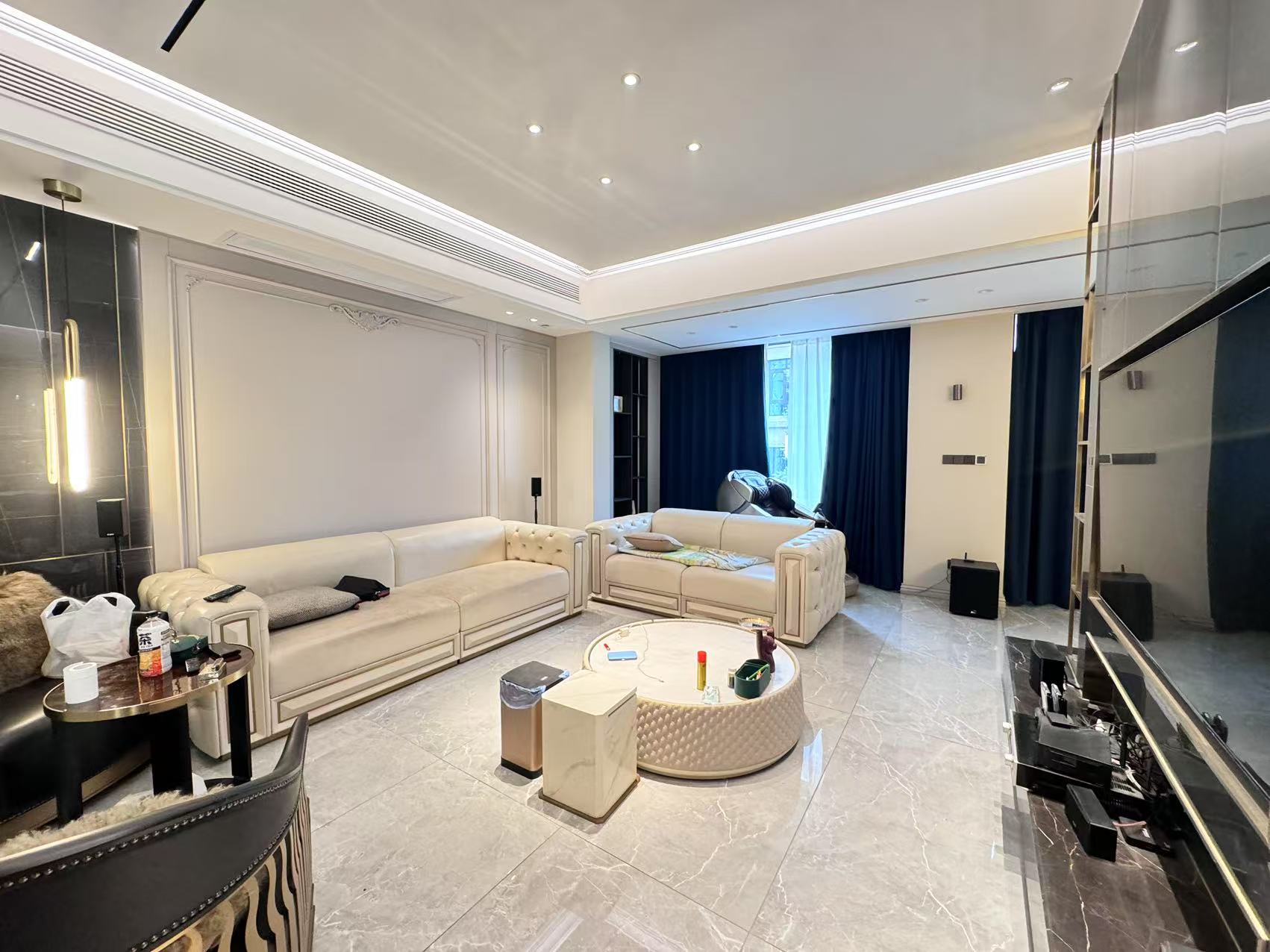 翡翠公园(北大资源) 4室2厅3卫 268.0万 翡翠公园(北大资源) 4室2厅3卫 268.0万室内图