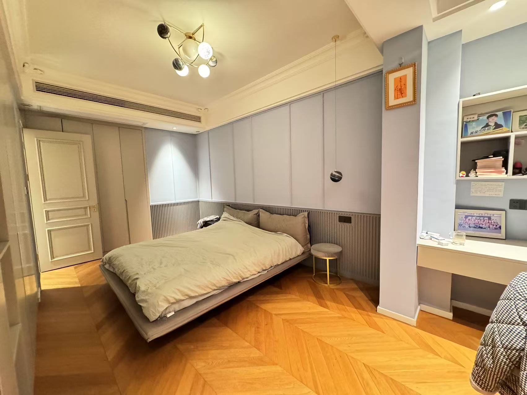 翡翠公园(北大资源) 4室2厅3卫 268.0万 翡翠公园(北大资源) 4室2厅3卫 268.0万室内图