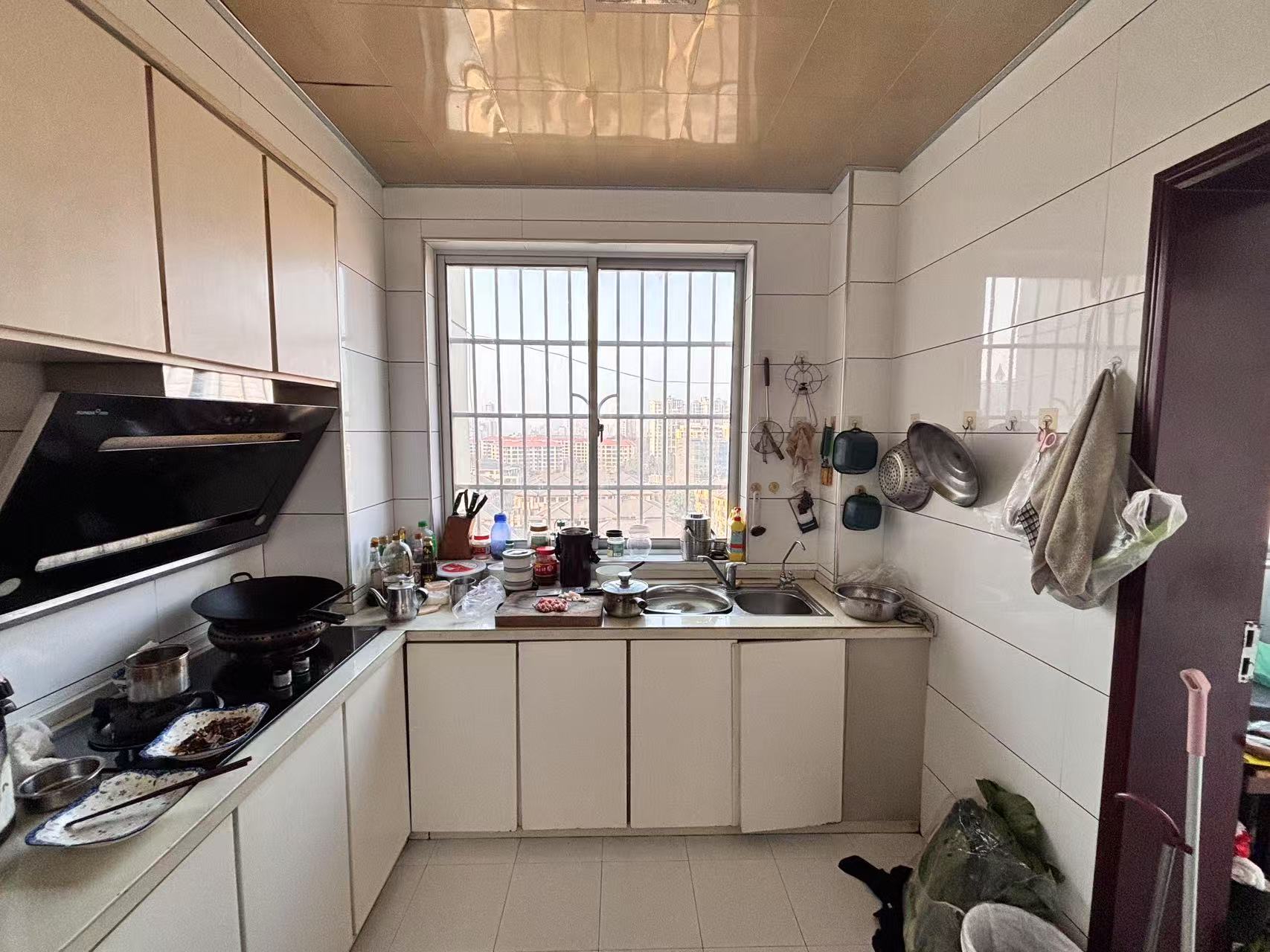 裕景龙苑 3室2厅2卫 53.0万 裕景龙苑 3室2厅2卫 53.0万室内图