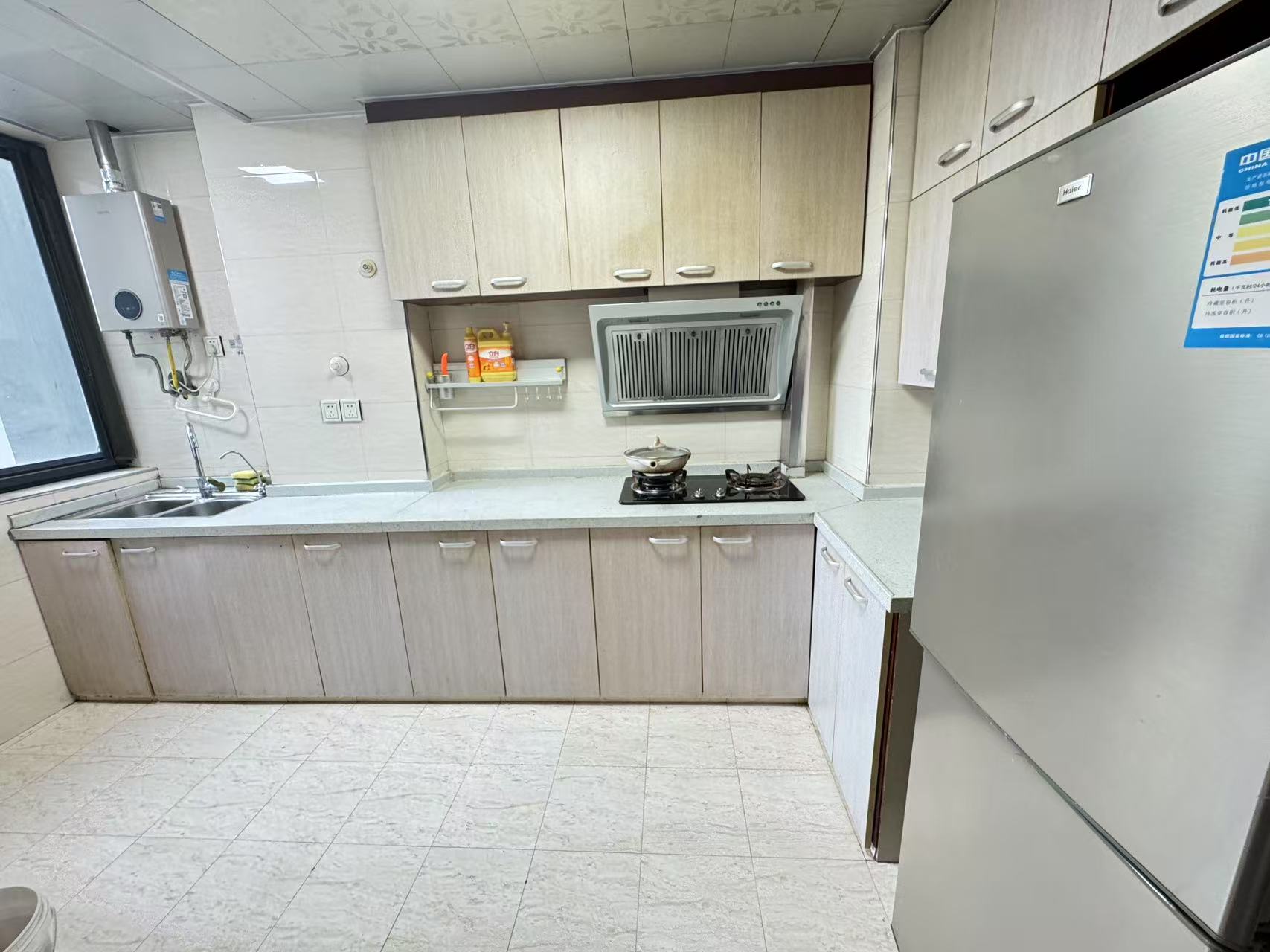 山水国际  2室2厅1卫    55.0万 山水国际  2室2厅1卫    55.0万室内图