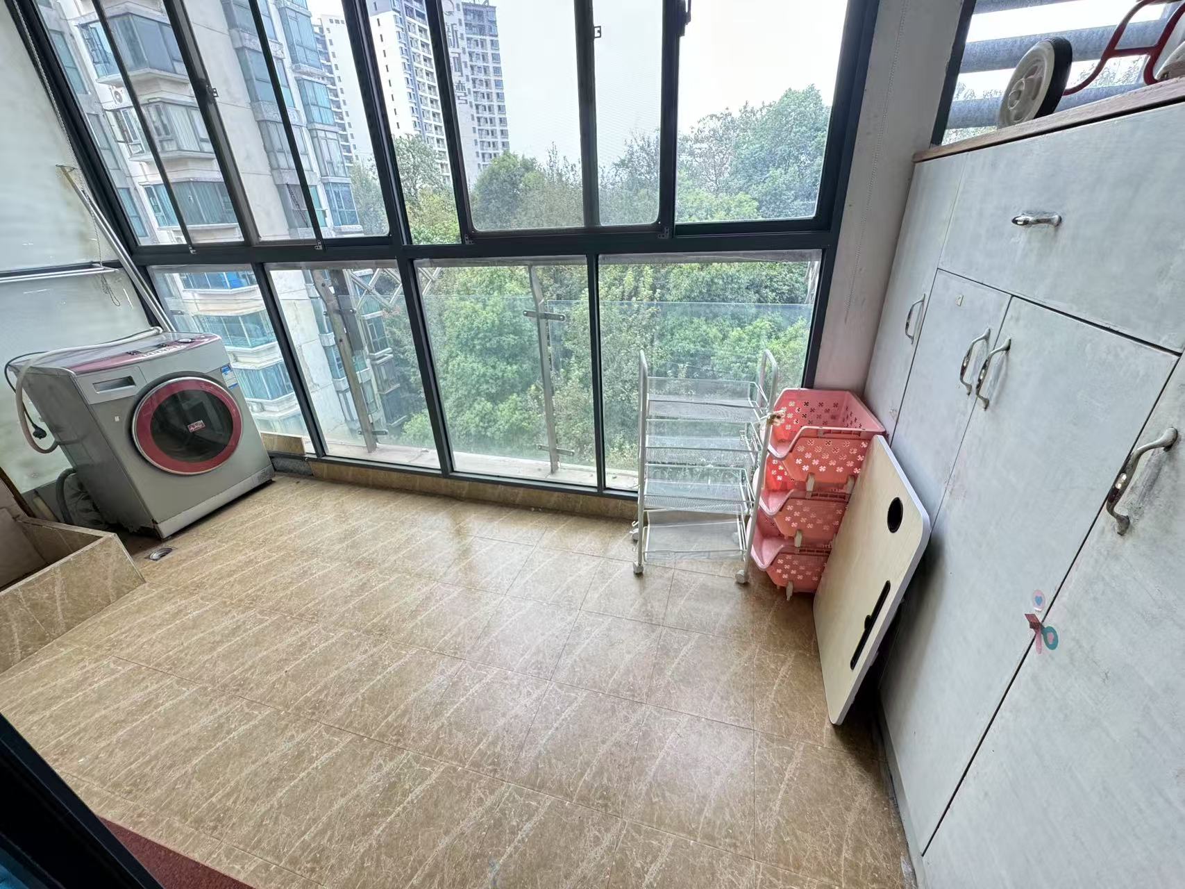 山水国际  2室2厅1卫    55.0万 山水国际  2室2厅1卫    55.0万室内图