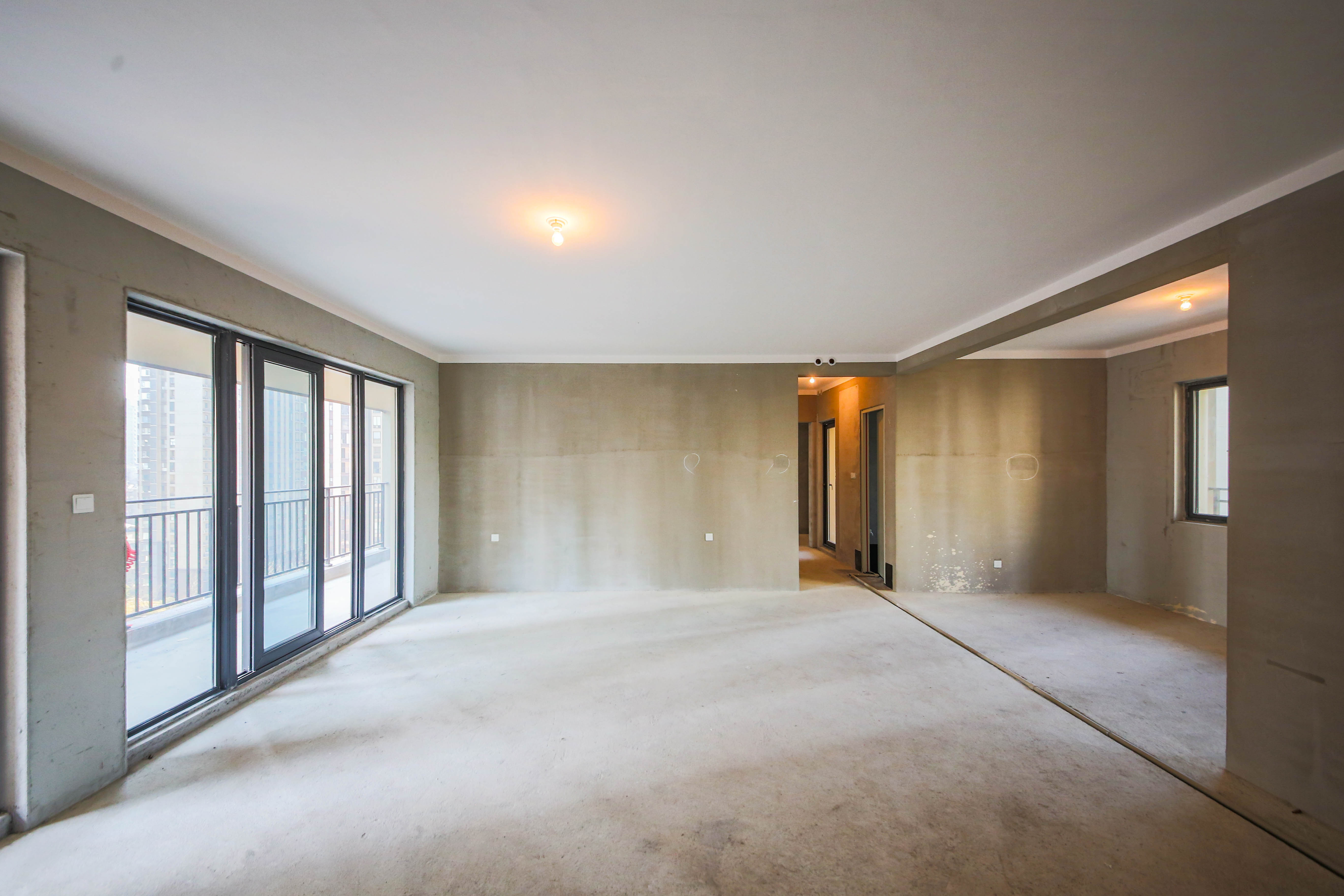 中建钰和城  4室2厅3卫   395.00万客厅