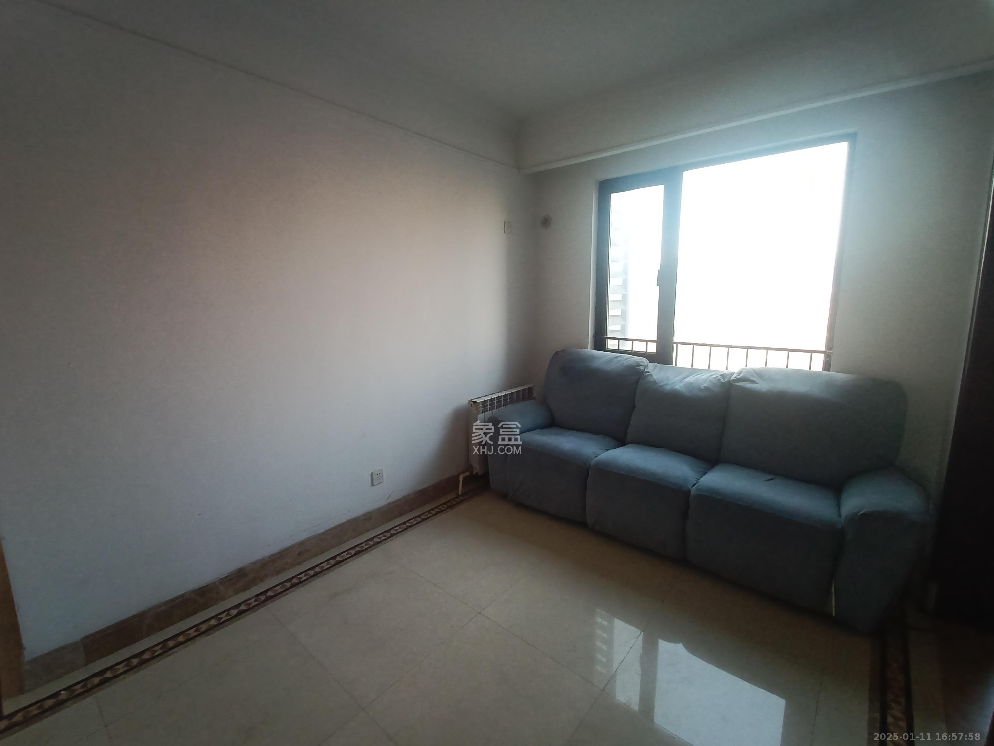 中海国际一期  3室2厅2卫    1800.0元/月 中海国际一期  3室2厅2卫    1800.0元/月室内图