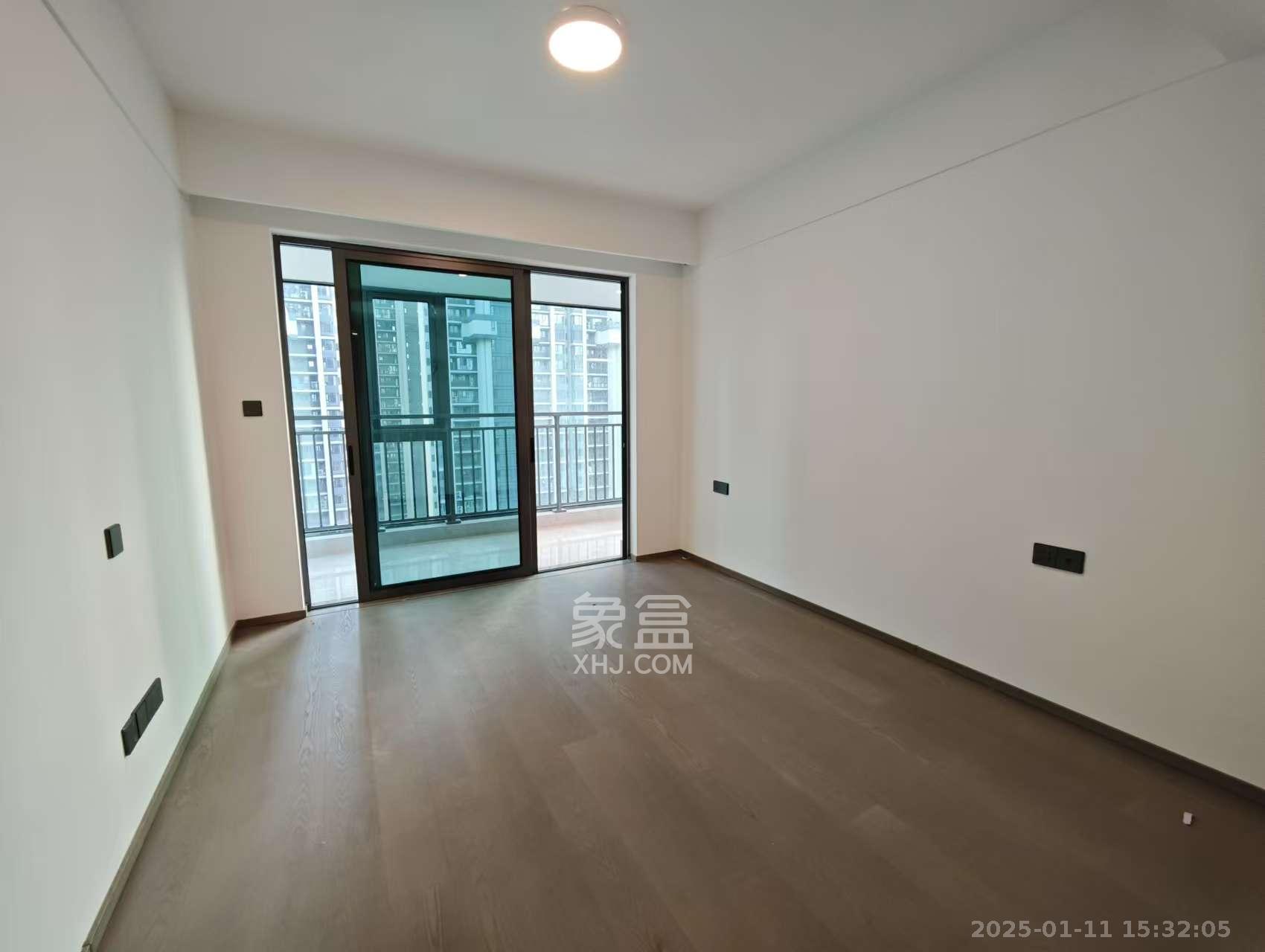 招商蛇口滨江境 4室2厅2卫 11000.0元/月 招商蛇口滨江境 4室2厅2卫 11000.0元/月室内图