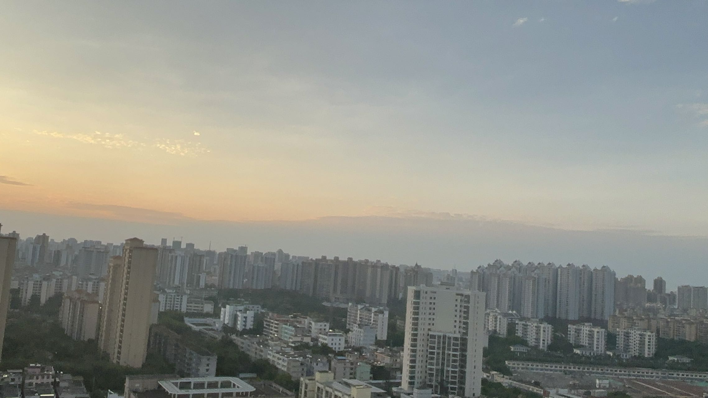 金湾花园  1室0厅1卫    49.0万 金湾花园  1室0厅1卫    49.0万室内图