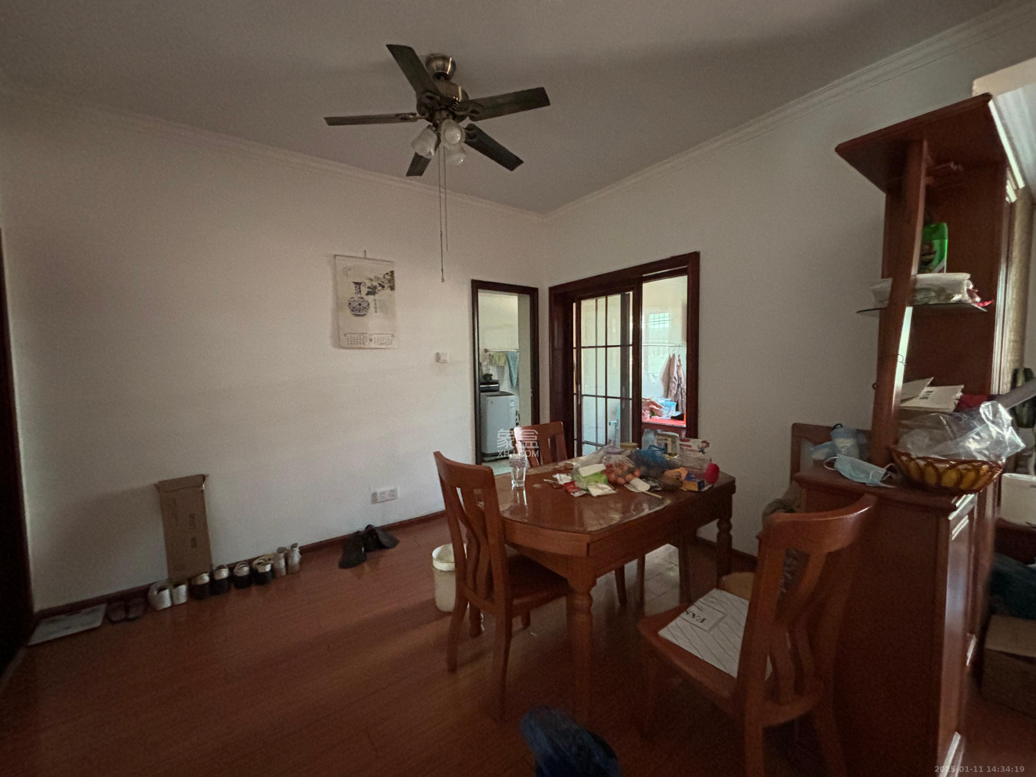 大桥四区 3室2厅1卫 2500.0元/月 大桥四区 3室2厅1卫 2500.0元/月室内图