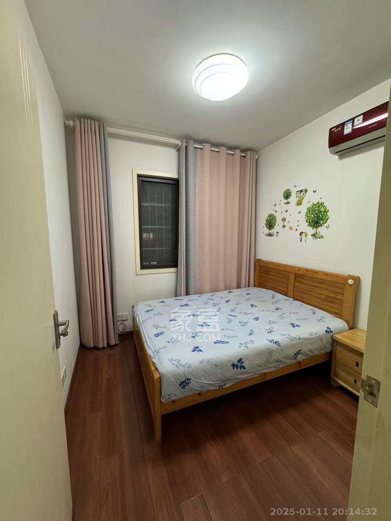 嘉宇盛世华章 3室2厅2卫 3200.0元/月 嘉宇盛世华章 3室2厅2卫 3200.0元/月室内图