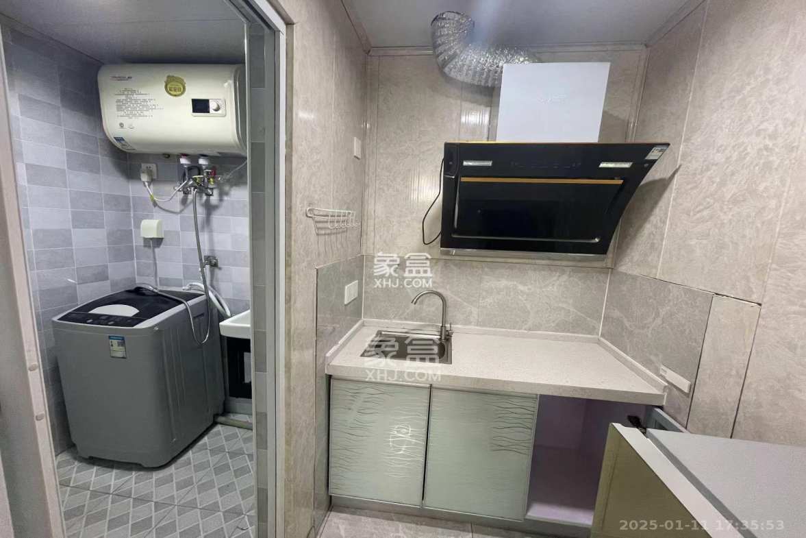 兴汉大厦  1室1厅1卫    1400.0元/月 兴汉大厦  1室1厅1卫    1400.0元/月室内图