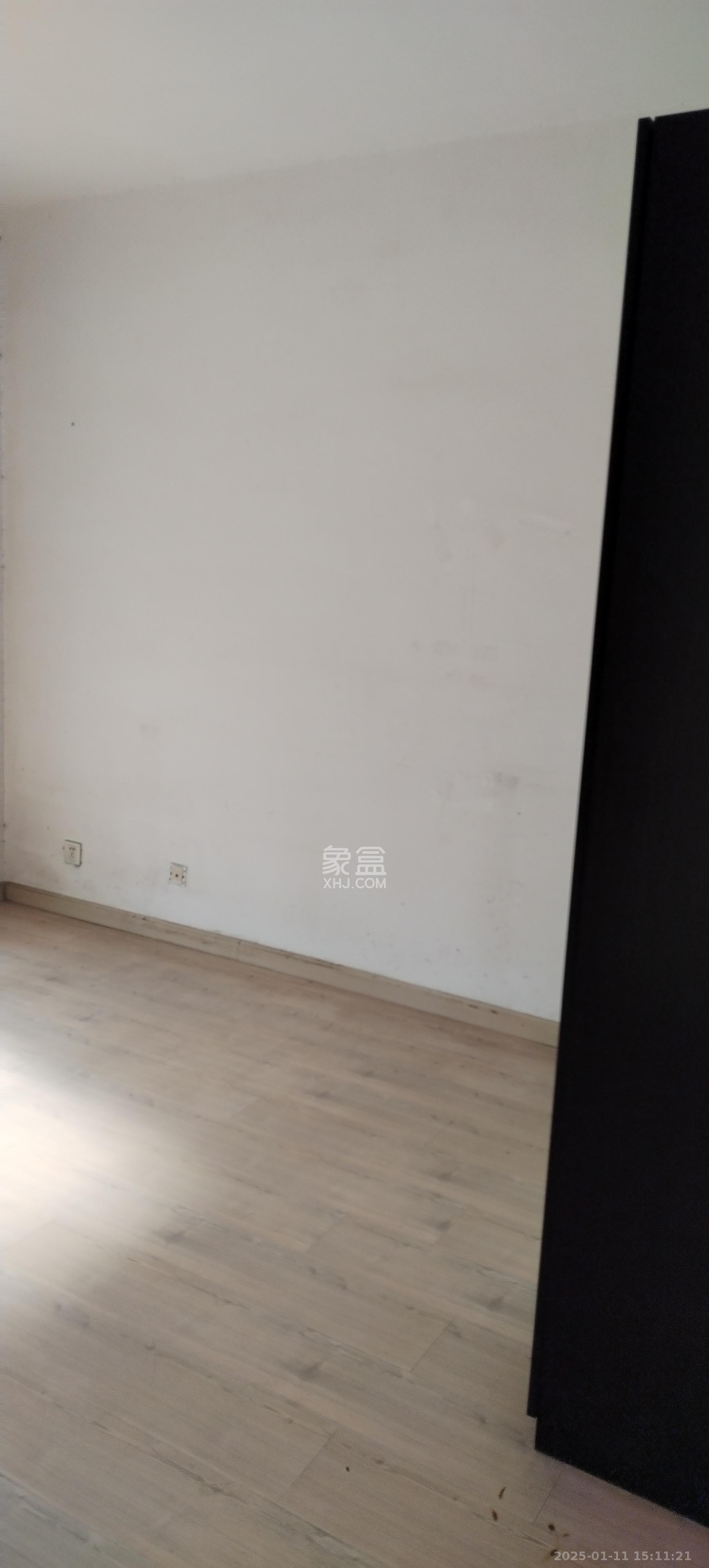 莲湖汽配城 1室2厅1卫 2500.0元/月 莲湖汽配城 1室2厅1卫 2500.0元/月室内图