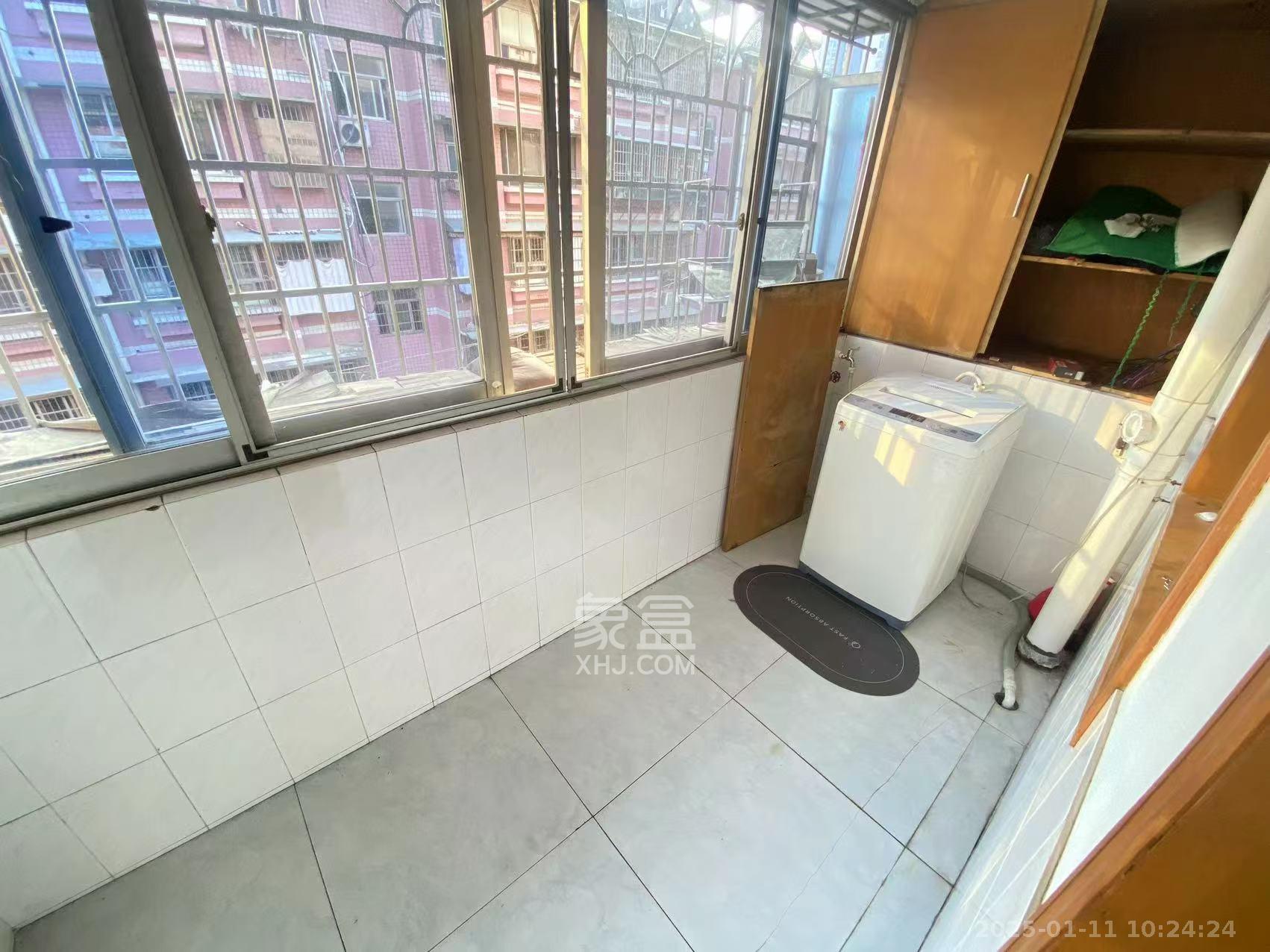 水泵厂宿舍  3室2厅1卫    1800.0元/月 水泵厂宿舍  3室2厅1卫    1800.0元/月室内图