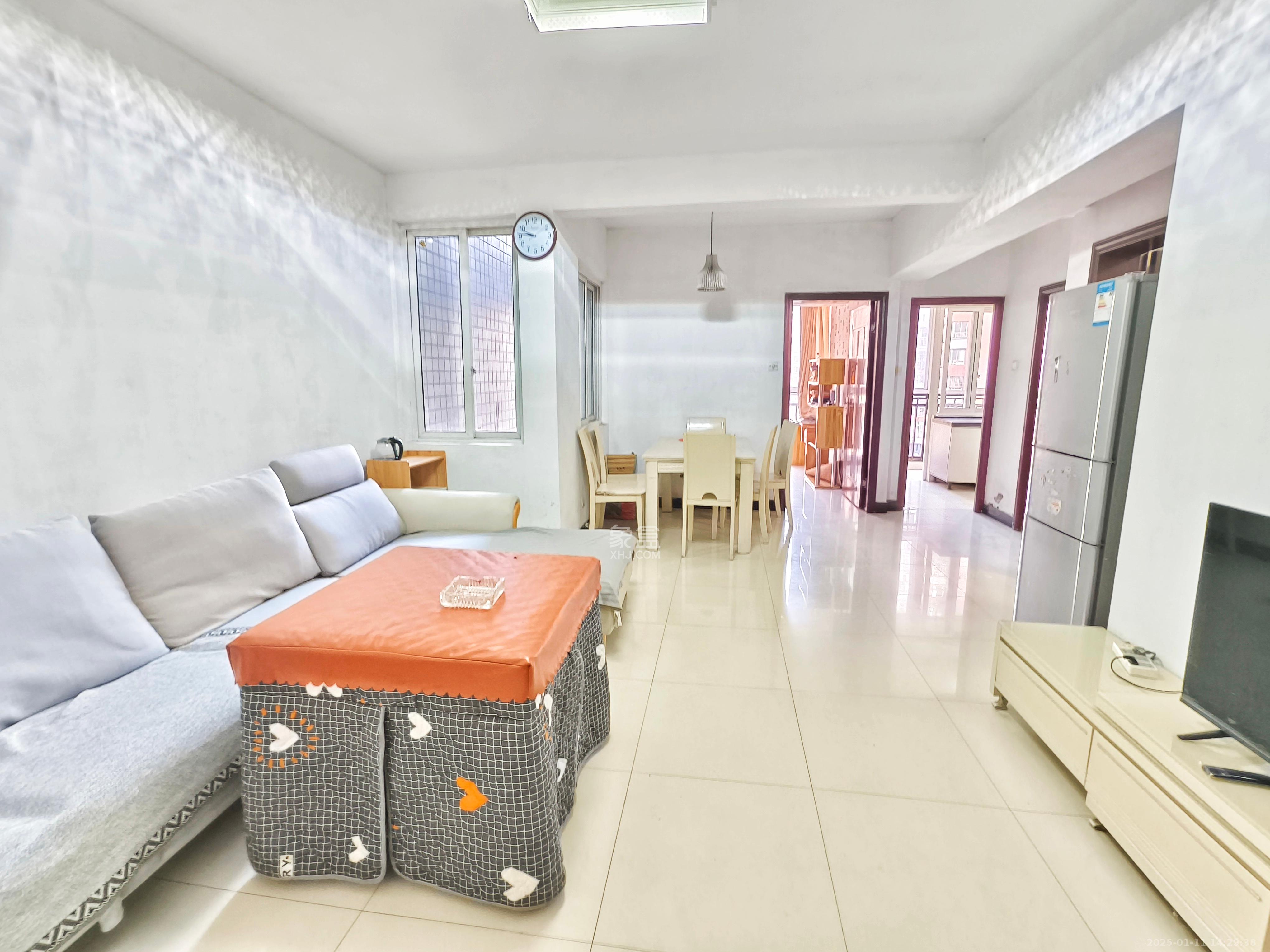 佳美星城 2室2厅1卫 1450.0元/月 佳美星城 2室2厅1卫 1450.0元/月室内图