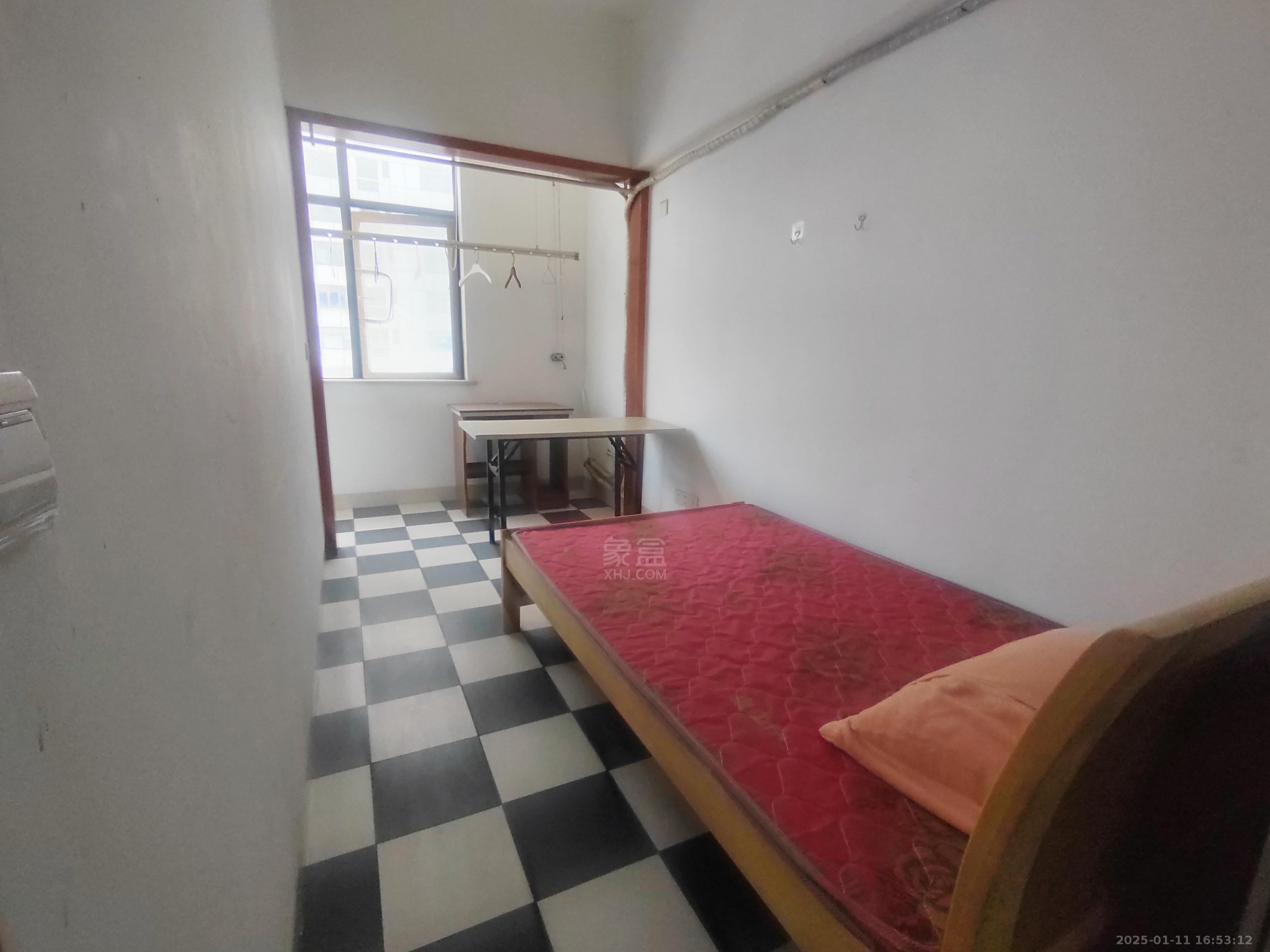 时尚新天地(平和堂) 2室1厅1卫 1600.0元/月 时尚新天地(平和堂) 2室1厅1卫 1600.0元/月室内图