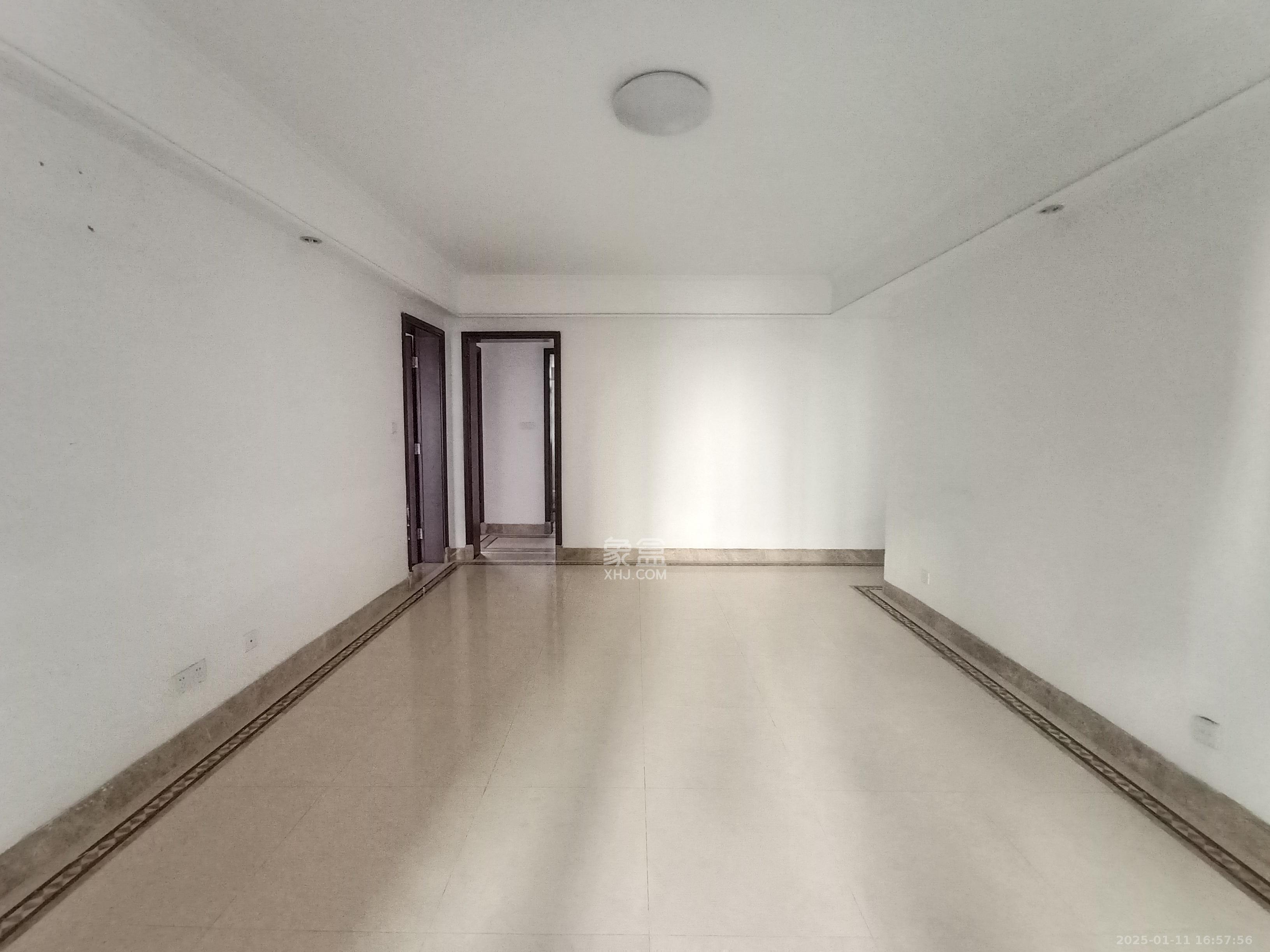 中海国际一期  3室2厅2卫    1800.0元/月 中海国际一期  3室2厅2卫    1800.0元/月室内图