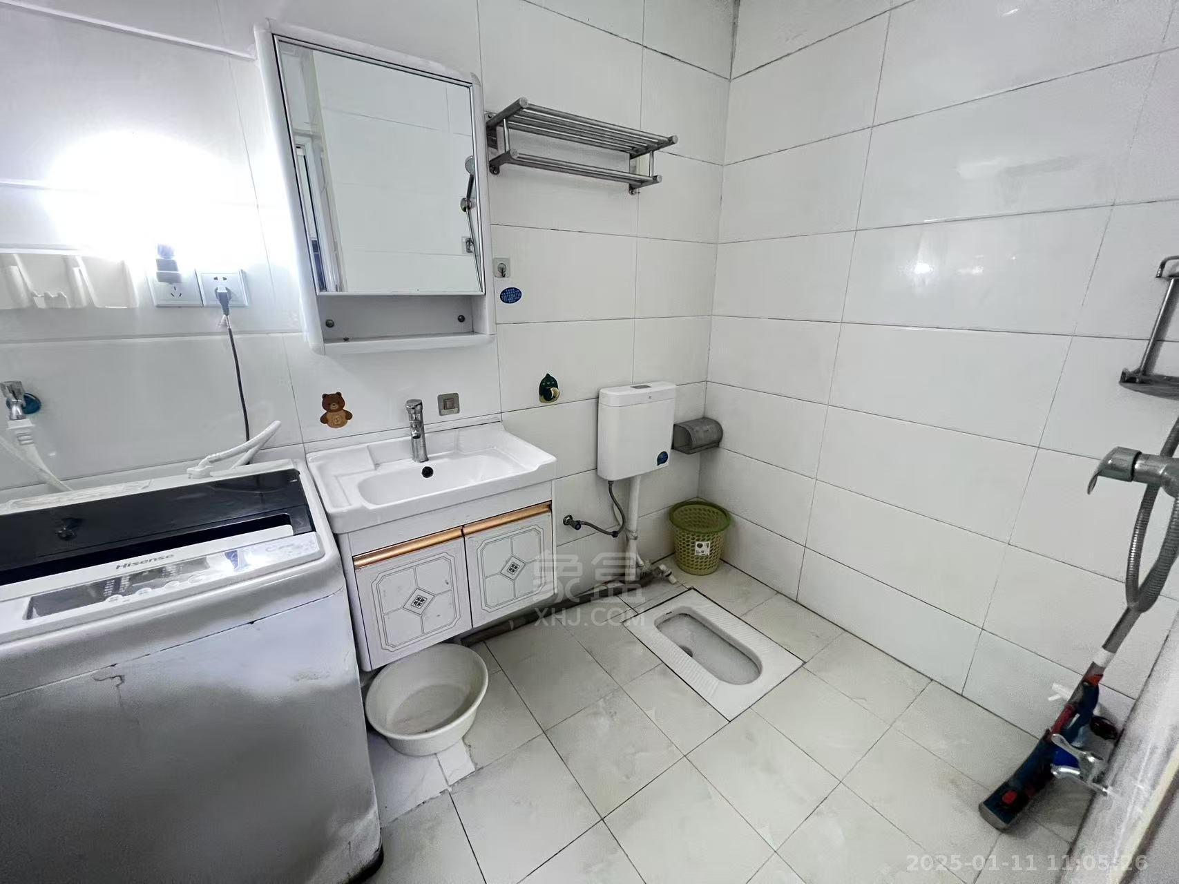 和厚园小区二期 1室1厅1卫 1100.0元/月 和厚园小区二期 1室1厅1卫 1100.0元/月室内图